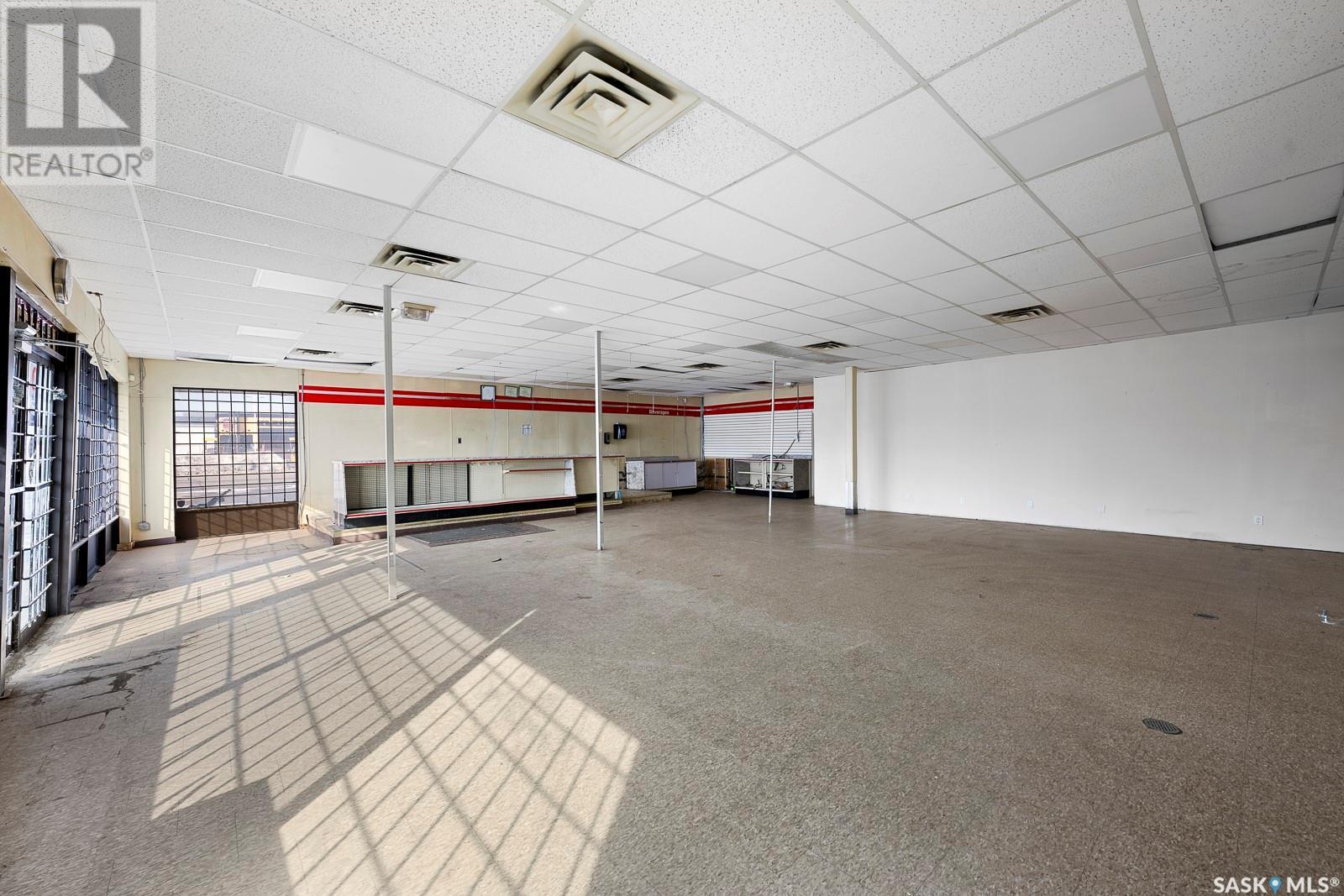 505 Broad Street, Regina, Saskatchewan  S4R 1X5 - Photo 3 - SK013631