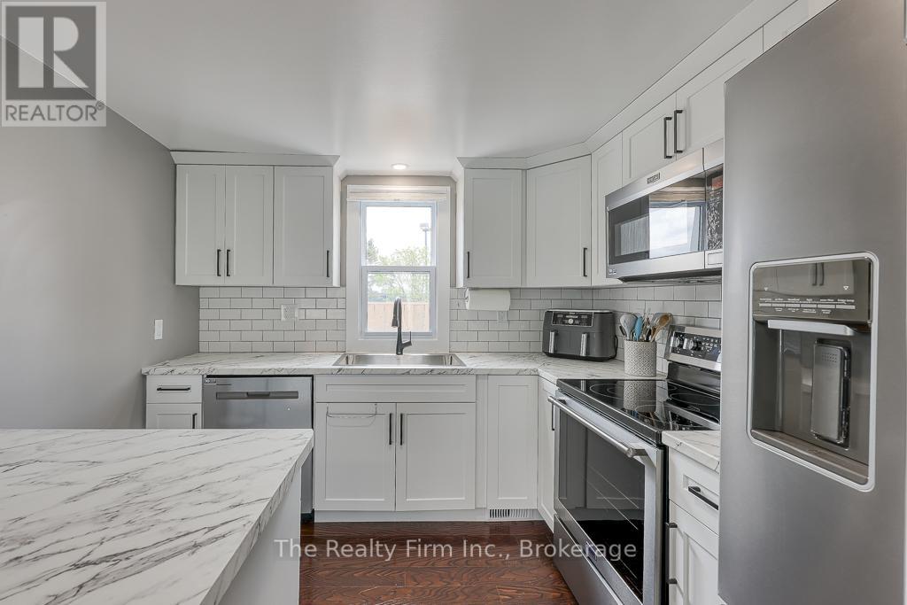 136 Bidwell Street, Tillsonburg, Ontario  N4G 3V5 - Photo 16 - X12306709