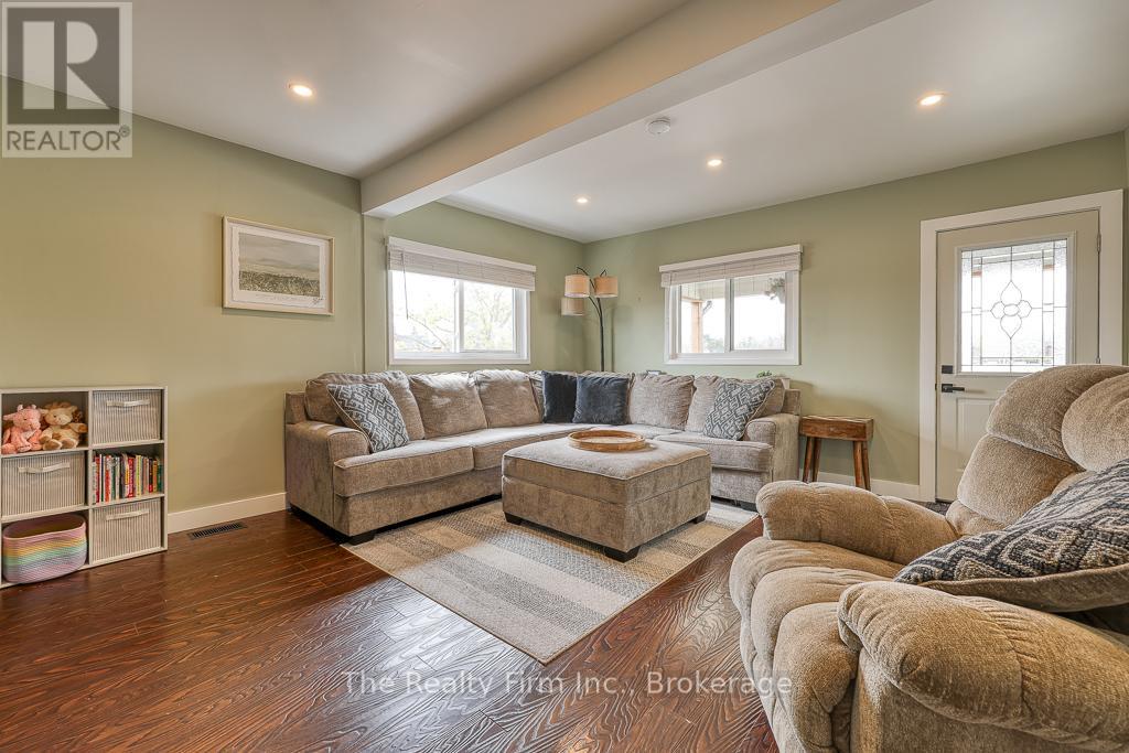 136 Bidwell Street, Tillsonburg, Ontario  N4G 3V5 - Photo 6 - X12306709
