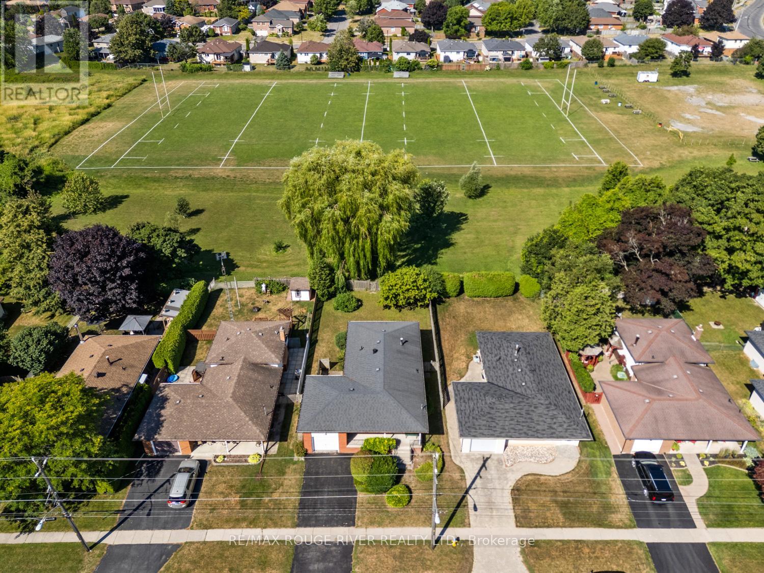 Property at 779 WESTWOOD DRIVE image 2