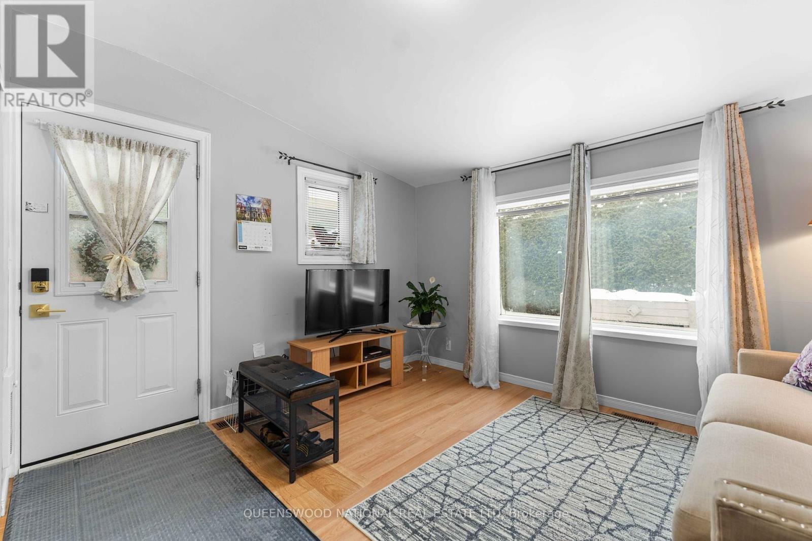 41 Inglis Street, Madawaska Valley, Ontario  K0J 1B0 - Photo 13 - X12306693