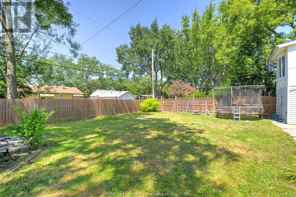 Property at 3065 RADISSON AVENUE image 4