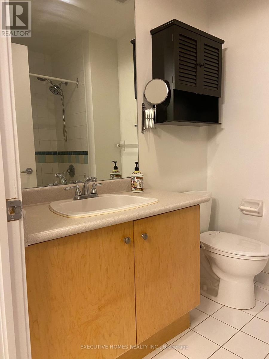 1004 - 700 King Street W, Toronto, Ontario  M5V 2Y6 - Photo 11 - C12306689