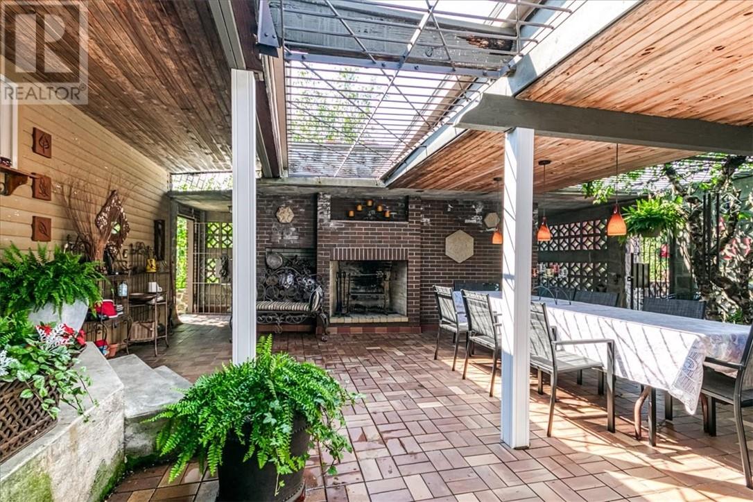 Property at 2080 Regent Nepahwin Island image 3