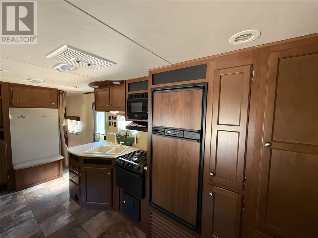 395 Cross Hill Road Unit# New Lot, M'chigeeng, Ontario  P0P 1G0 - Photo 23 - 2123741