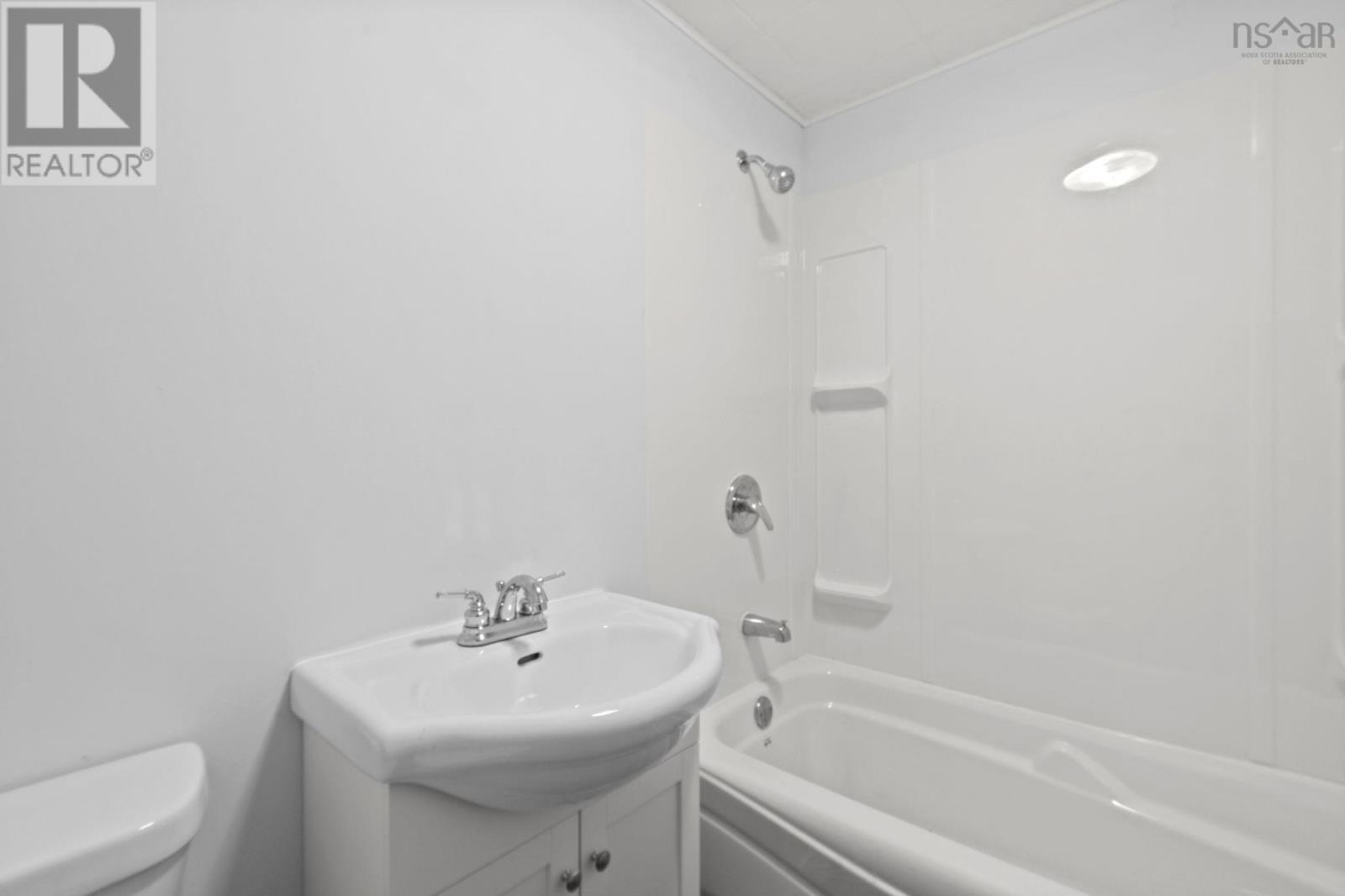 1592 Crossley Court, Windsor, Nova Scotia  B0N 2T0 - Photo 15 - 202518317