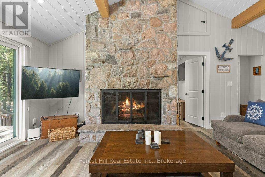 1050 Fair-Lee Park Road, Muskoka Lakes, Ontario  P0B 1G0 - Photo 42 - X12247370
