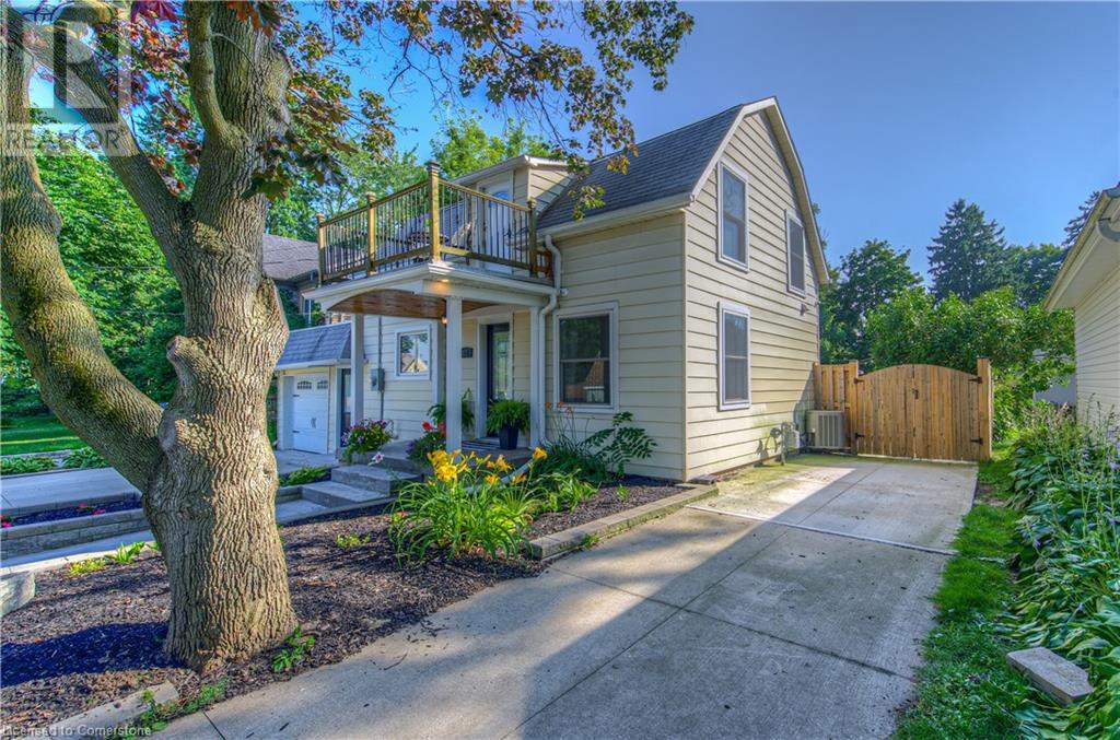 Property at 12 QUEEN Street image 3