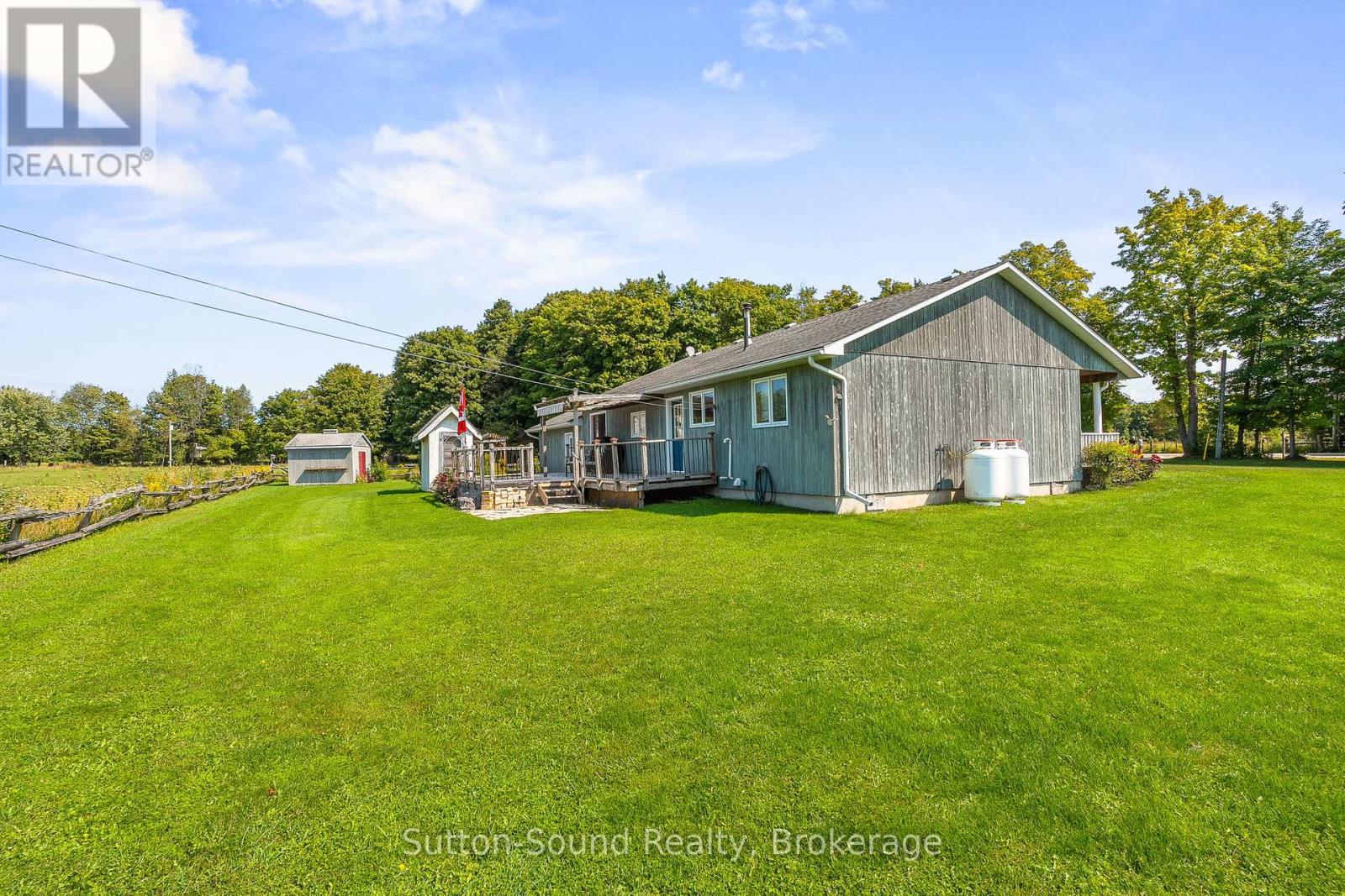 70384 Zion Church Road, Georgian Bluffs, Ontario  N0H 2T0 - Photo 13 - X12302430