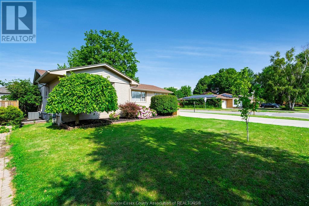 Property at 111 DANFORTH AVENUE image 3