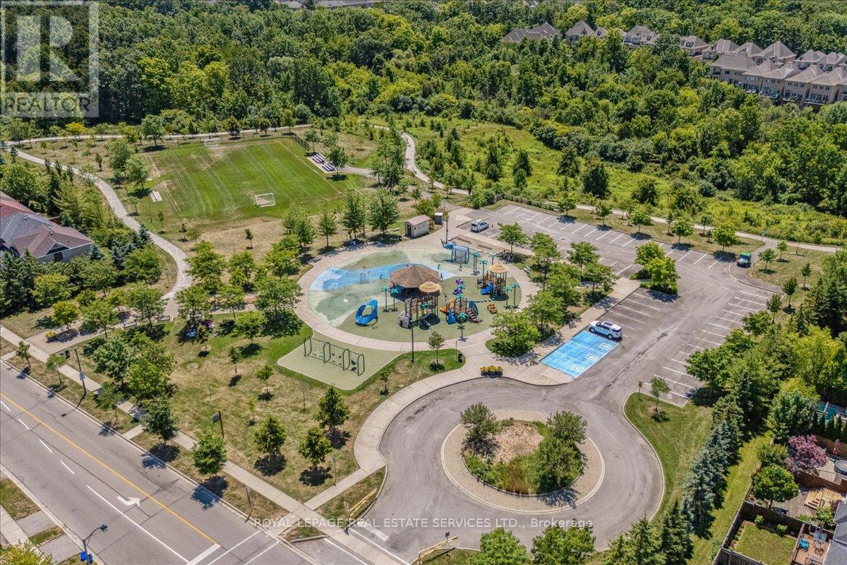 3066 Highvalley Road, Oakville, Ontario  L6M 5H3 - Photo 31 - W12306697