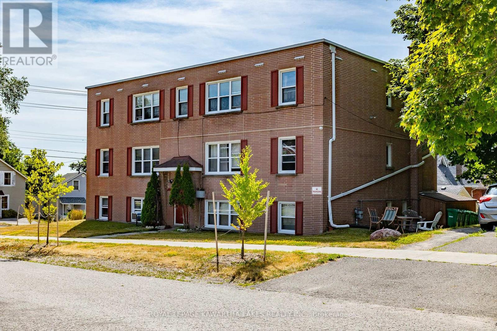 455 Cordach Crescent, Peterborough, Ontario K9H 3A4 - Photo 2 - X12306759