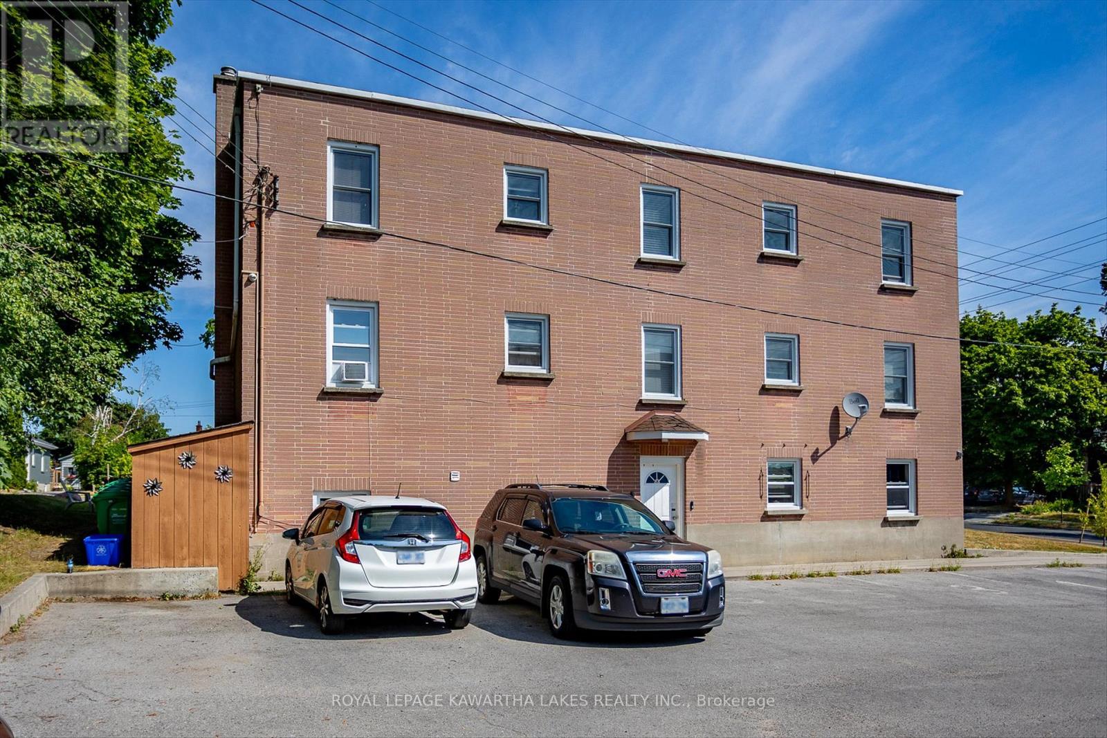 455 Cordach Crescent, Peterborough (Town Ward 3), Ontario  K9H 3A4 - Photo 6 - X12306759