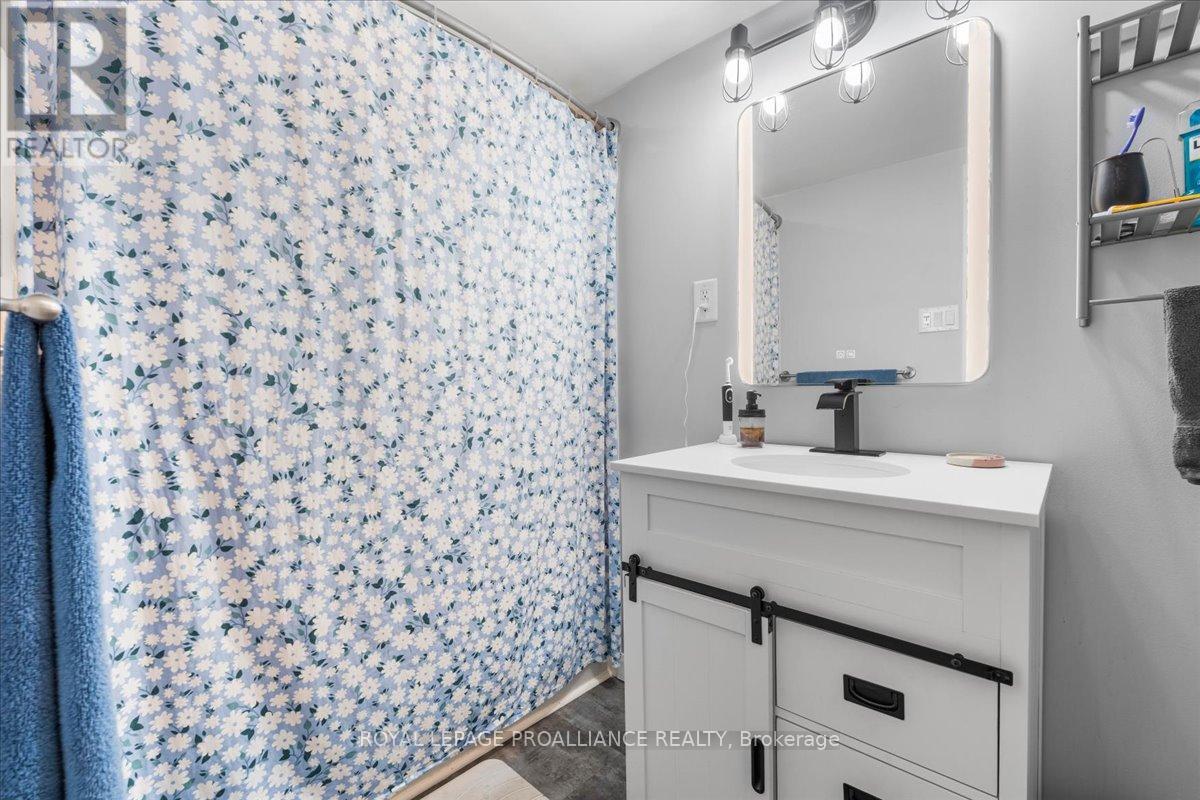 46 Victoria Street, Quinte West, Ontario  K0K 2C0 - Photo 23 - X12306803