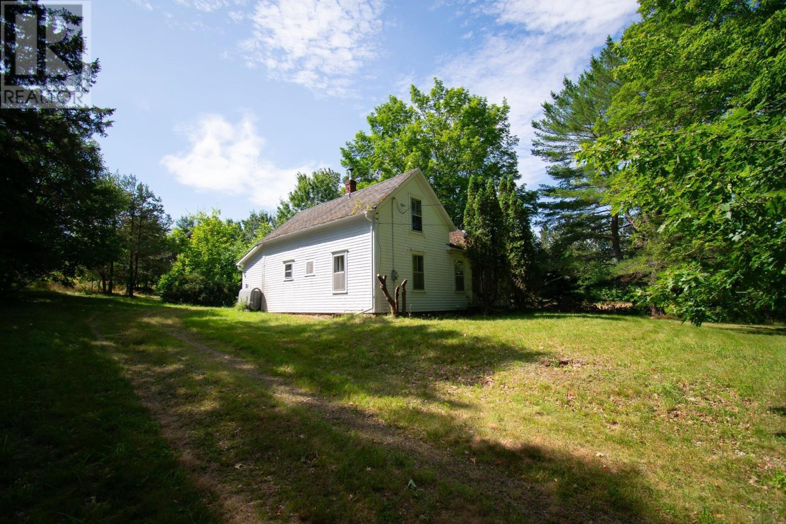 562 Messenger Road, Tremont, Nova Scotia  B0P 1R0 - Photo 3 - 202518692