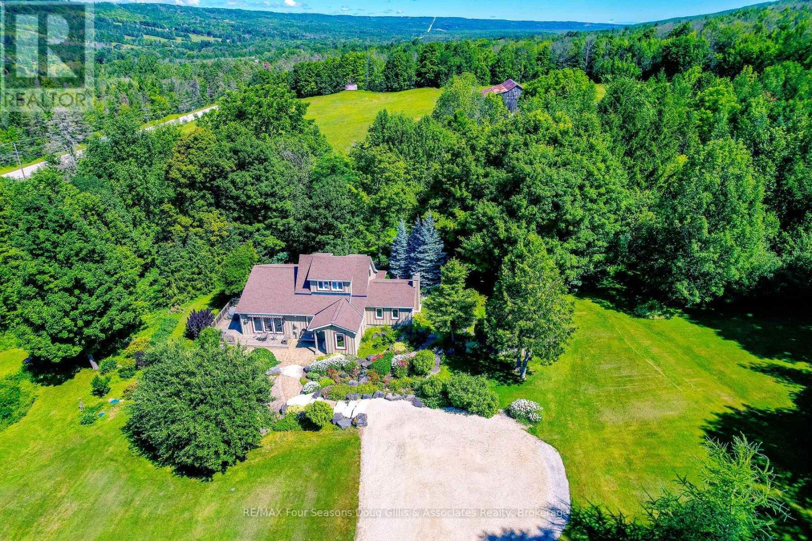 546287 4b Side Road, Grey Highlands, Ontario  N0C 1G0 - Photo 4 - X12306784