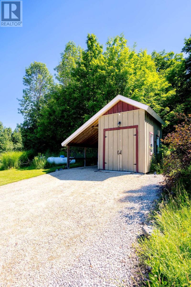 546287 4b Side Road, Grey Highlands, Ontario  N0C 1G0 - Photo 9 - X12306784