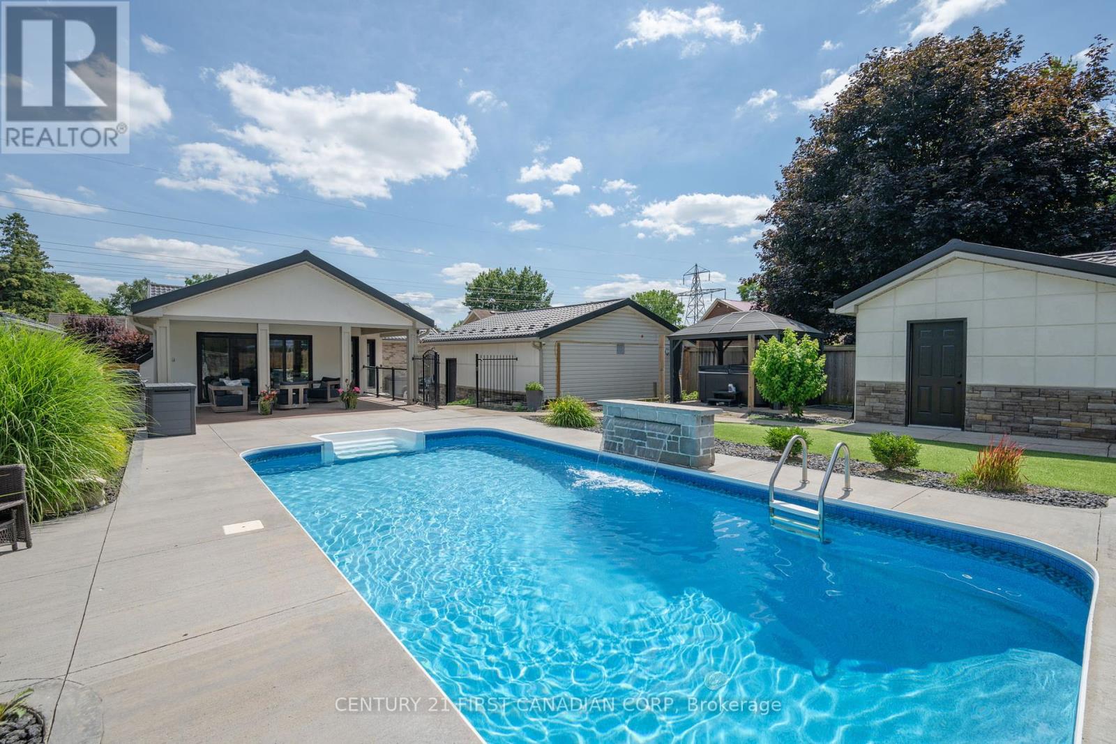 1610 Gore Road, London East, Ontario  N5W 1T8 - Photo 11 - X12306794