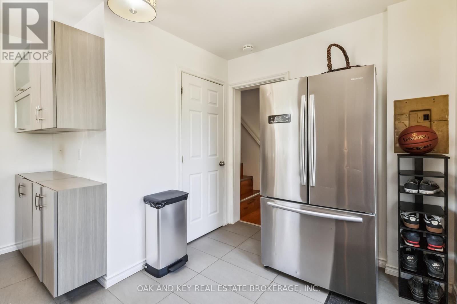130 Wellington Street, Southwest Middlesex, Ontario  N0L 2N0 - Photo 29 - X12306816