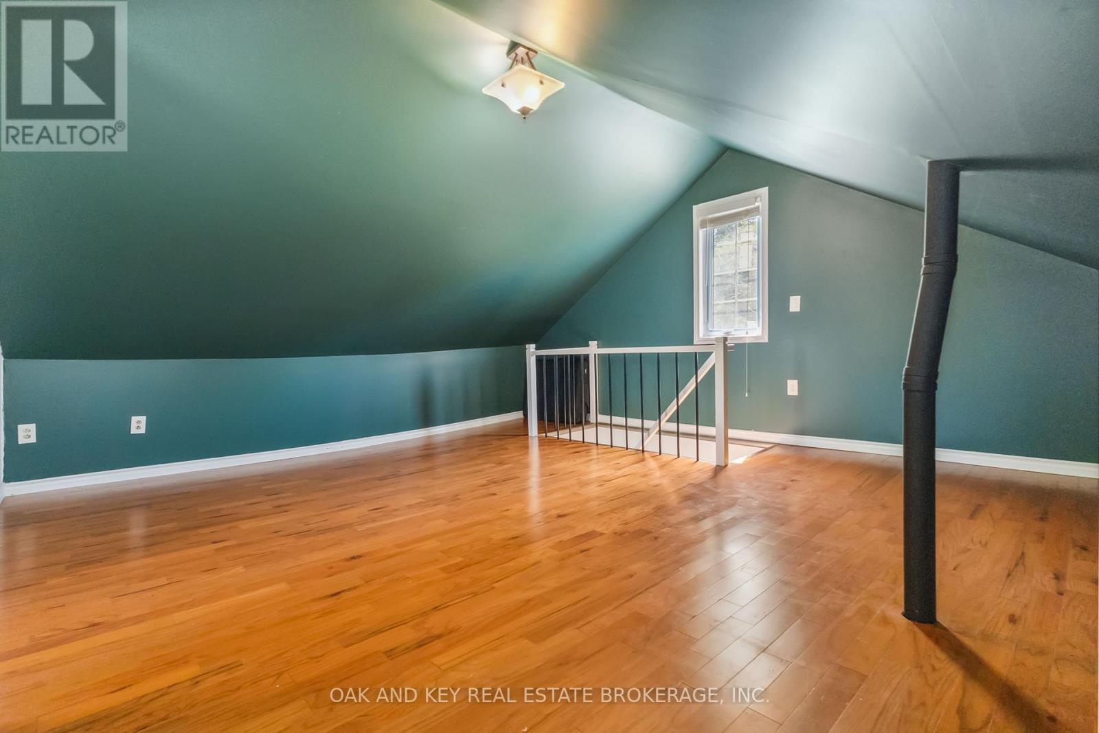 130 Wellington Street, Southwest Middlesex, Ontario  N0L 2N0 - Photo 32 - X12306816