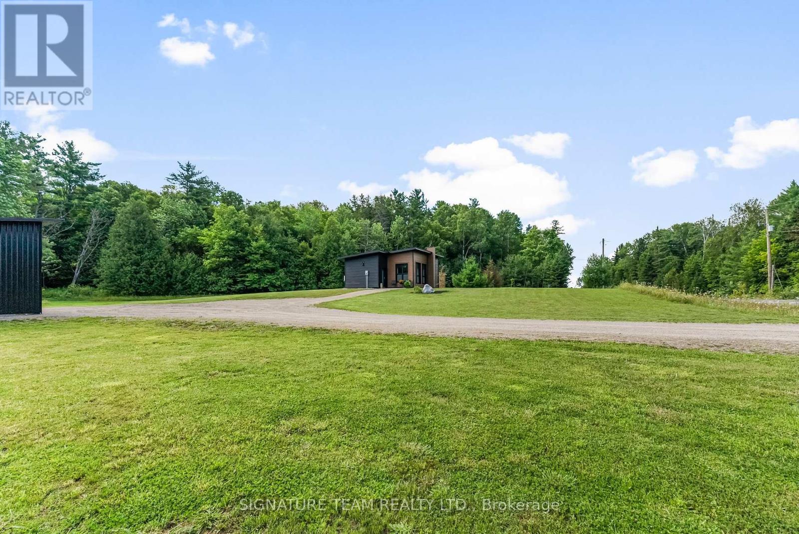 902 Grants Settlement Road, Whitewater Region, Ontario  K0J 1V0 - Photo 11 - X12306776