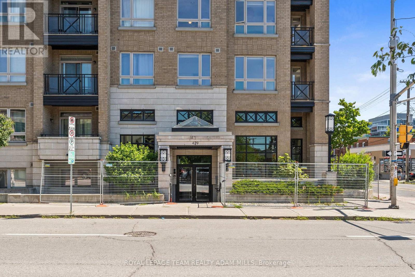 Property at 408 - 429 KENT STREET image 2