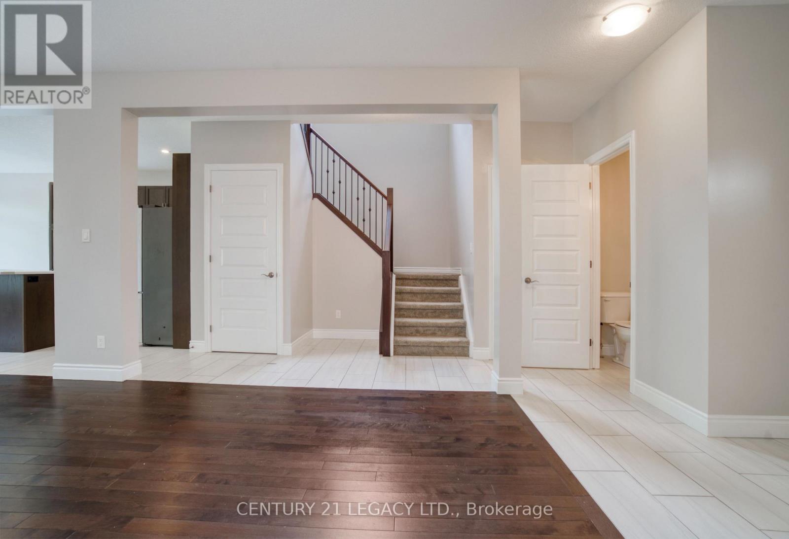 Property at 1606 FINLEY CRESCENT image 5