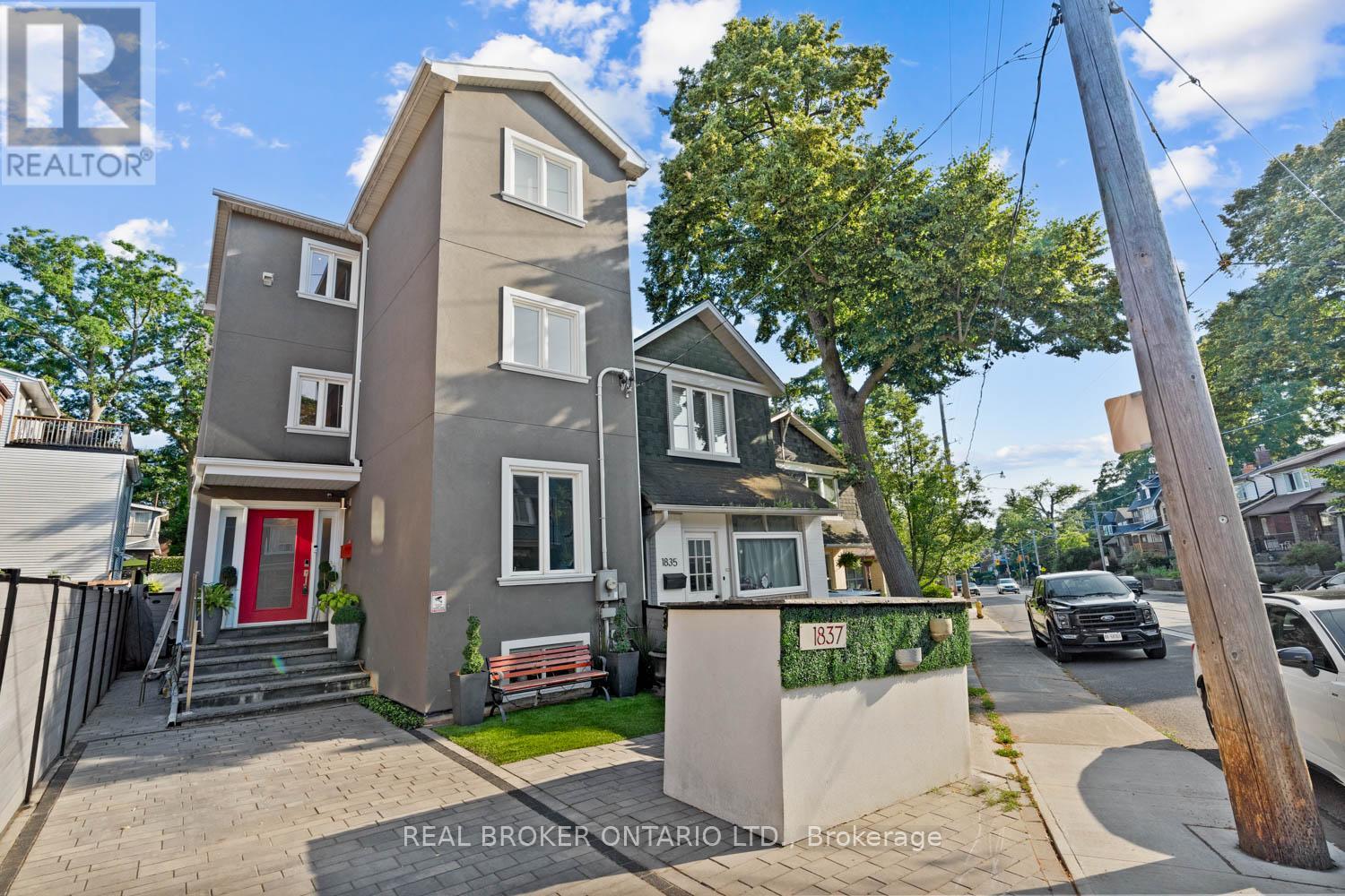 Property at 1837 GERRARD STREET E image 1