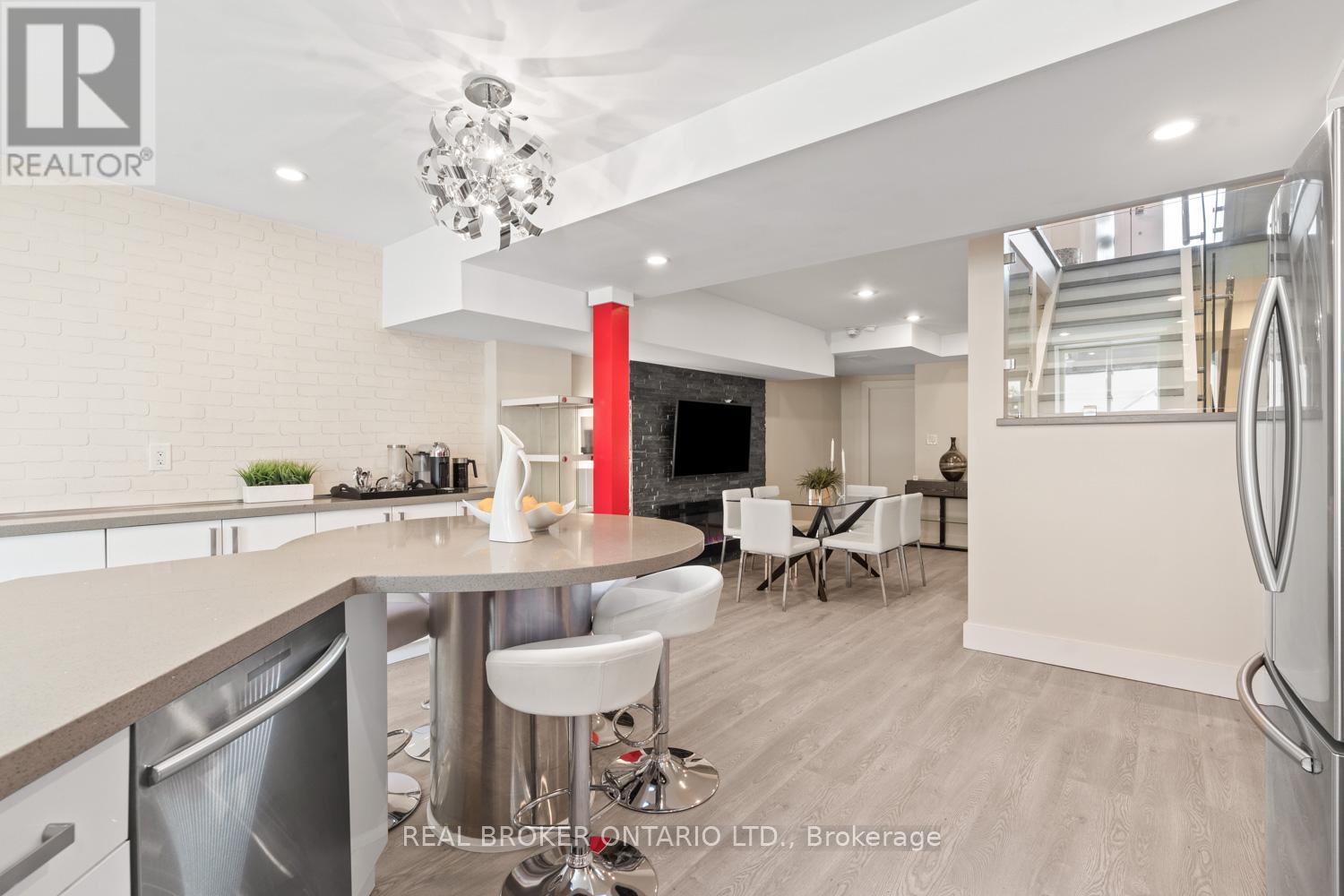 Property at 1837 GERRARD STREET E image 3