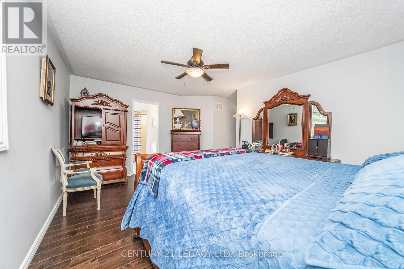 47 National Crescent, Brampton, Ontario  L7A 1J2 - Photo 29 - W12304239