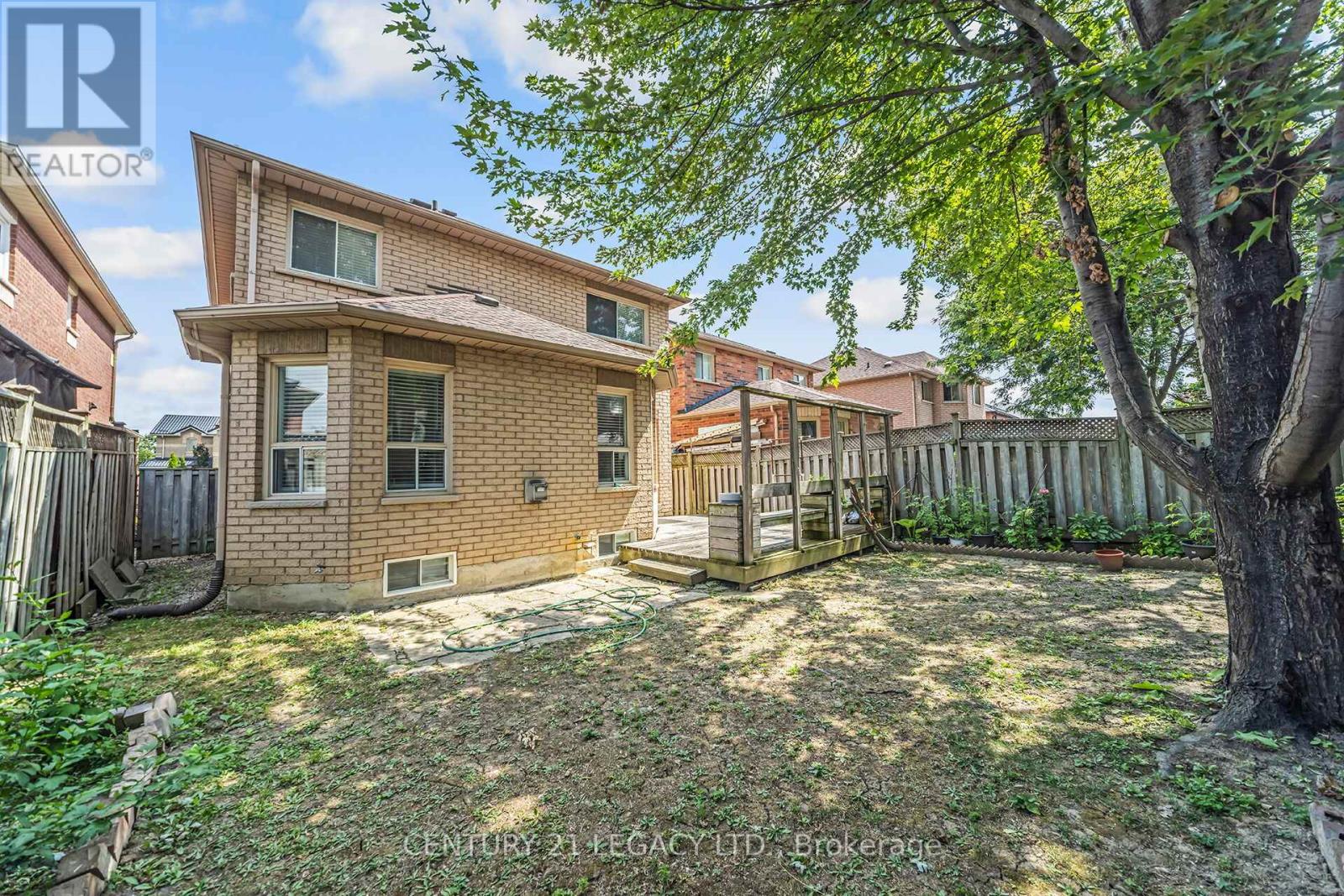 47 National Crescent, Brampton, Ontario  L7A 1J2 - Photo 42 - W12304239