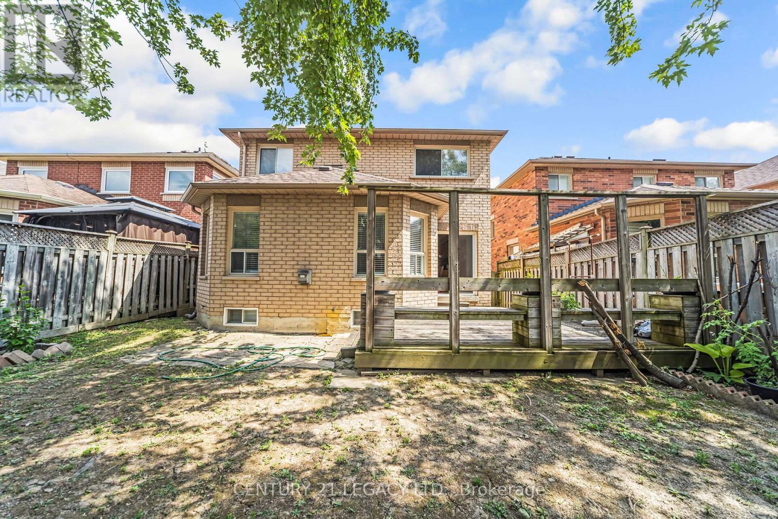 47 National Crescent, Brampton, Ontario  L7A 1J2 - Photo 43 - W12304239
