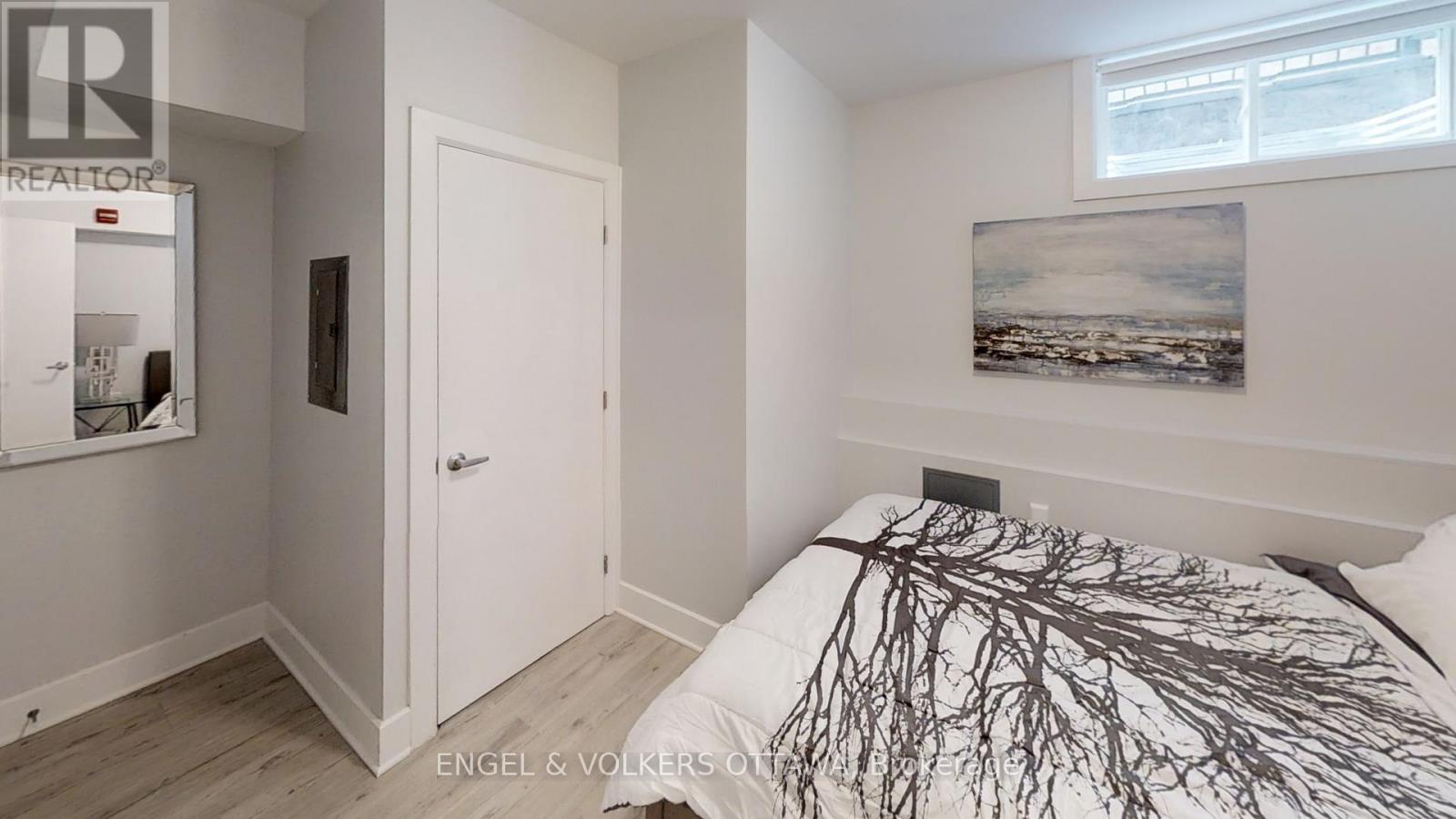 1 - 12 Jolliet Avenue, Ottawa, Ontario  K1L 5H5 - Photo 6 - X12306515