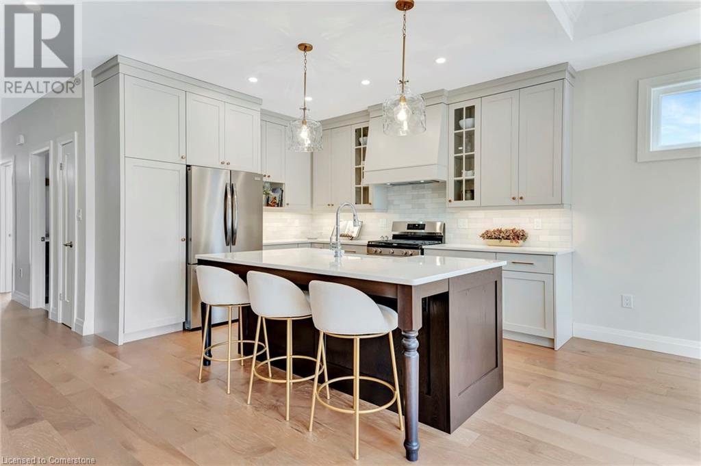 Property at 605 ST. ANDREW Street image 5