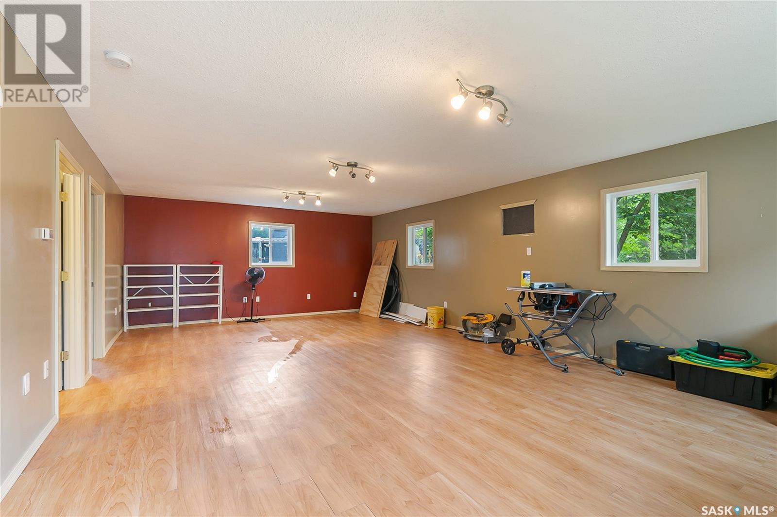 451 9th Street E, Regina Beach, Saskatchewan  S0G 4C0 - Photo 32 - SK013522