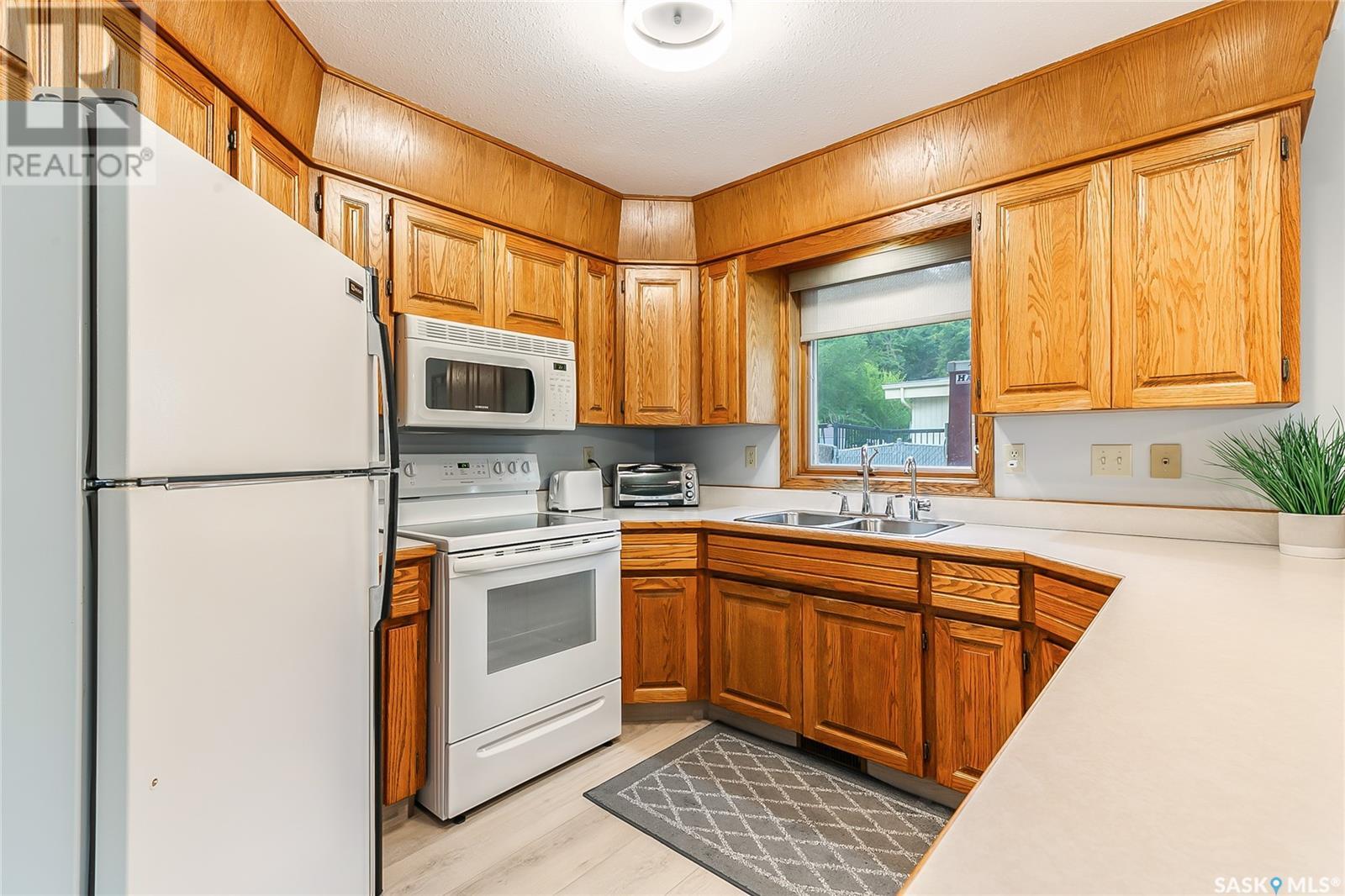 451 9th Street E, Regina Beach, Saskatchewan  S0G 4C0 - Photo 8 - SK013522