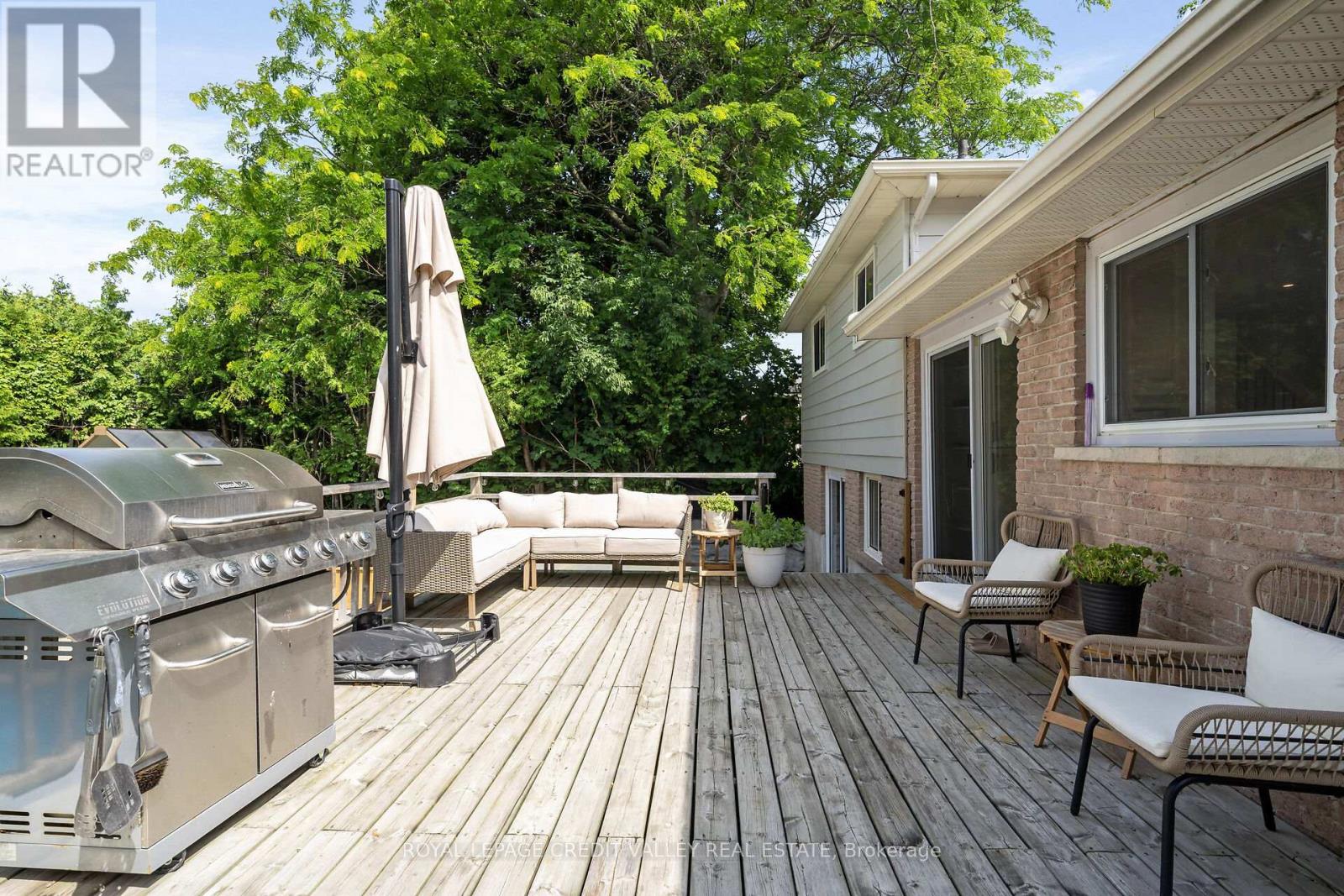 47 Larry Street, Caledon, Ontario  L7C 1K8 - Photo 38 - W12305756