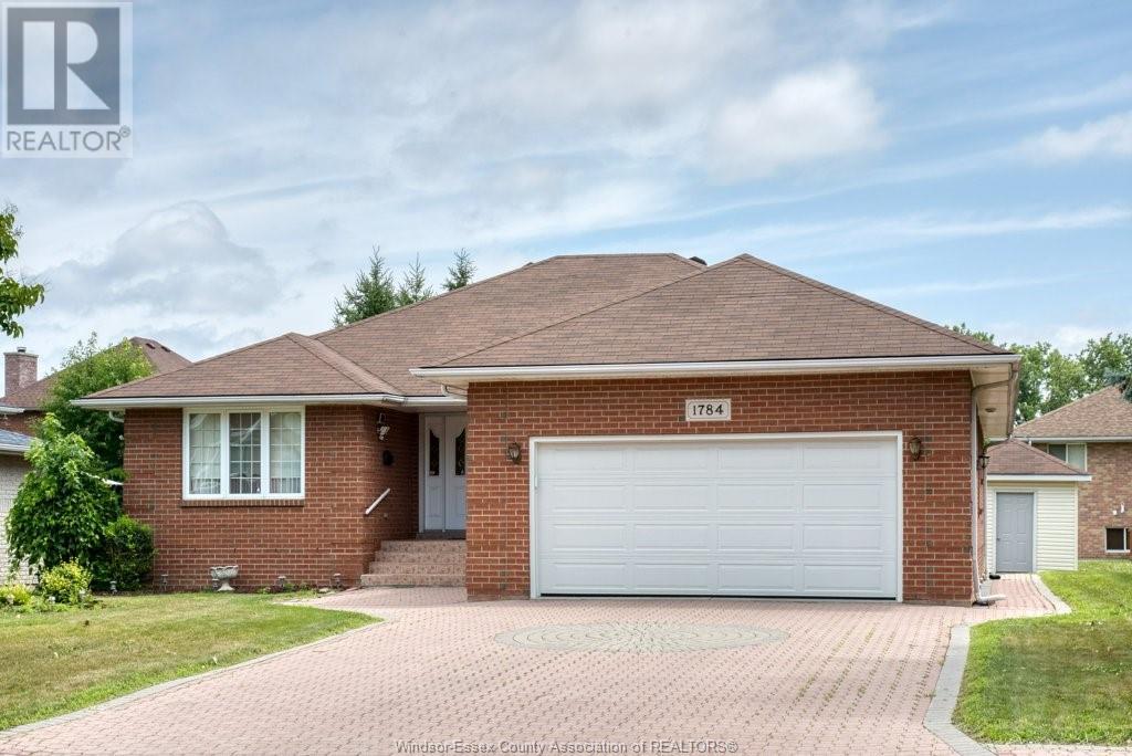 Property at 1784 St. Clair image 2