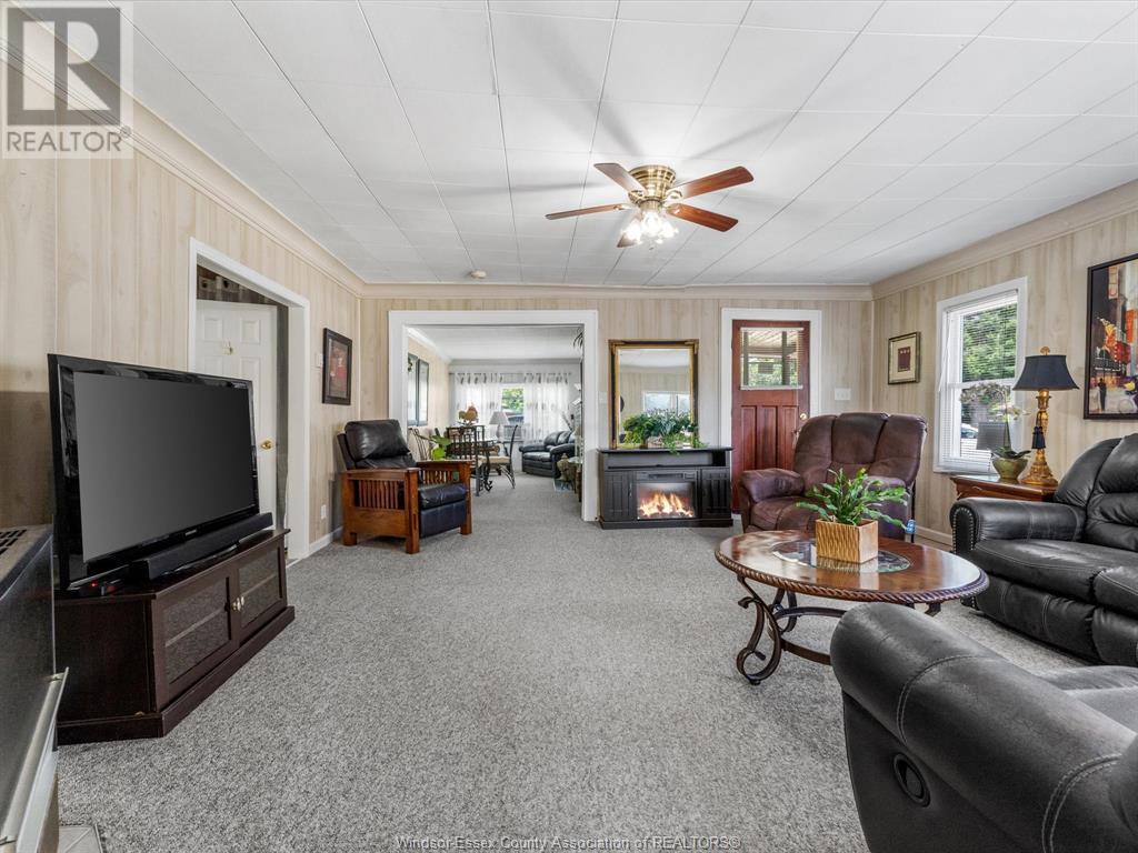 Property at 327 W. BELLE RIVER ROAD image 5