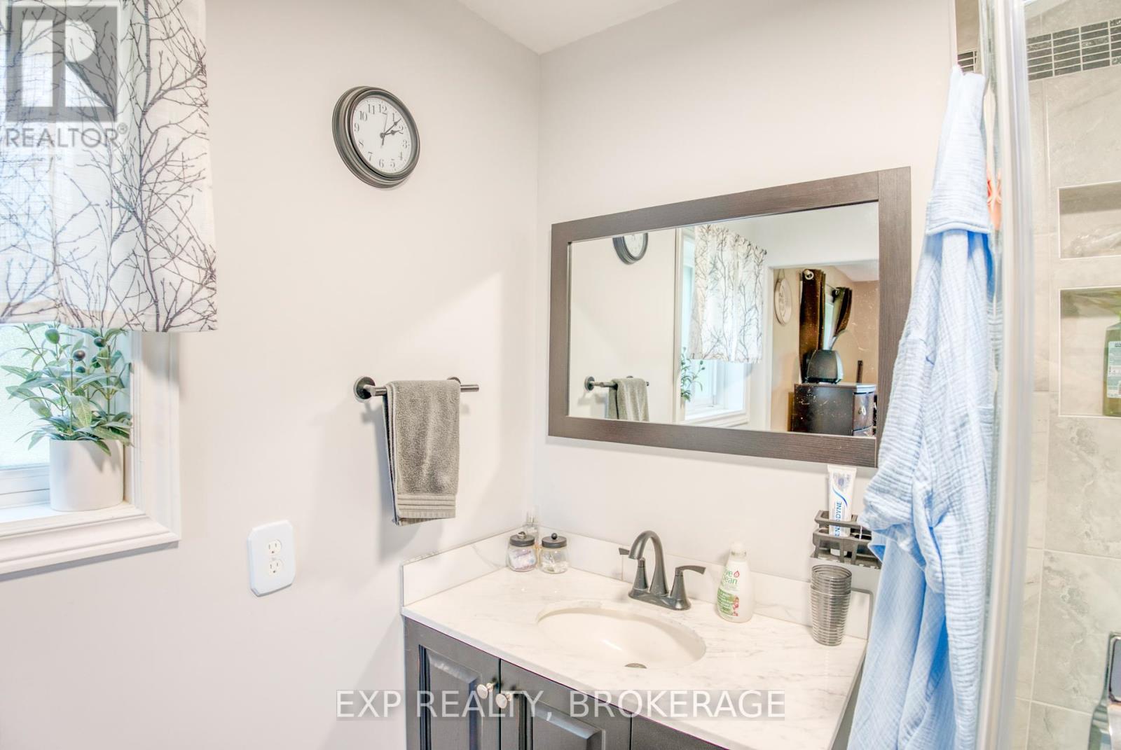 3069c Fifth Lake Road, Frontenac, Ontario  K0H 2K0 - Photo 19 - X12306966