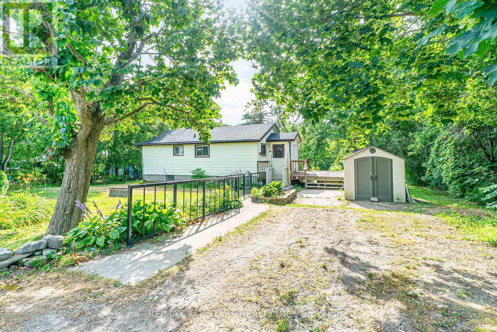 Property at 122 CAMERON DRIVE image 3