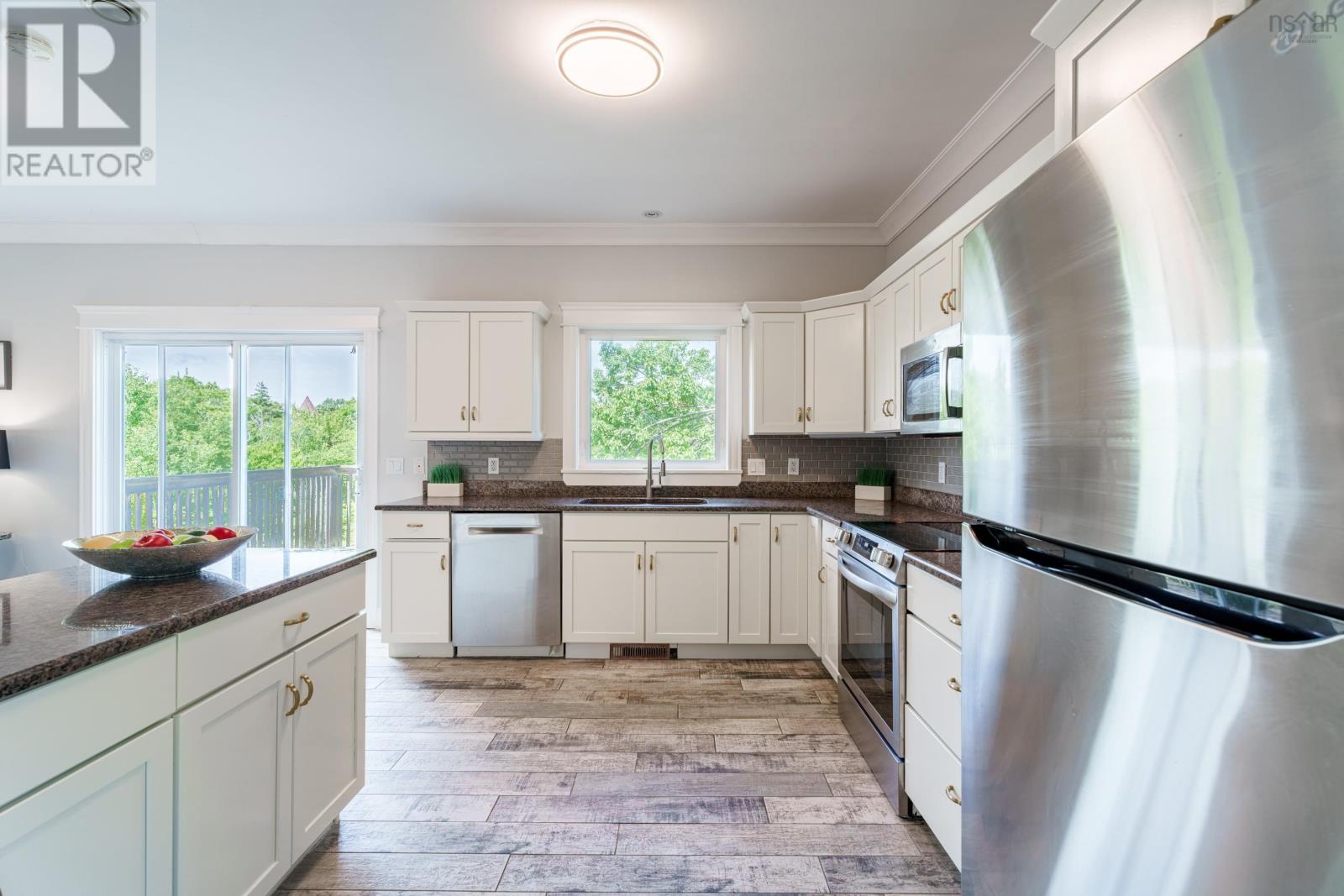 98 Golf Links Road, Bedford, Nova Scotia  B4A 2J3 - Photo 14 - 202516395