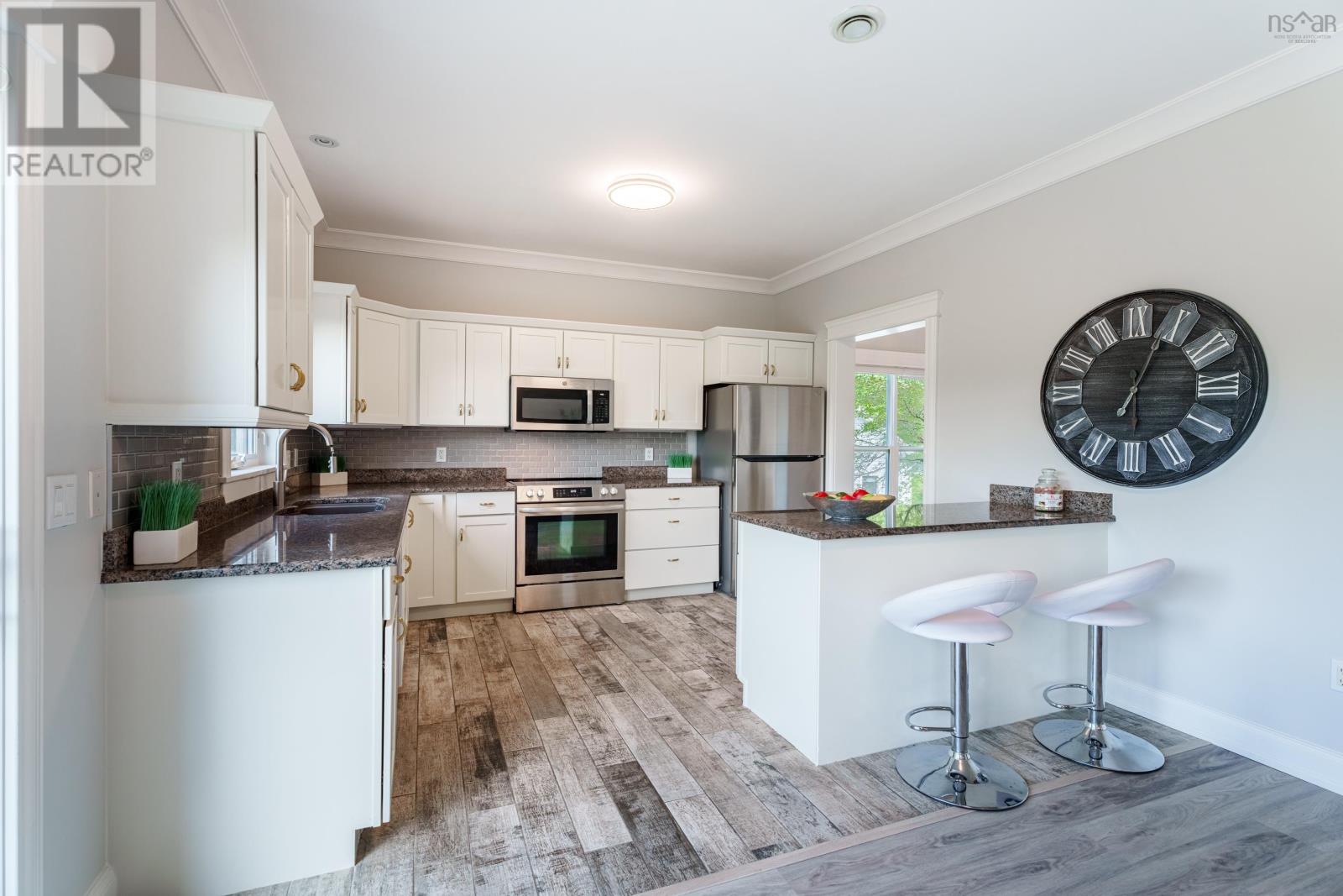 98 Golf Links Road, Bedford, Nova Scotia  B4A 2J3 - Photo 13 - 202516395