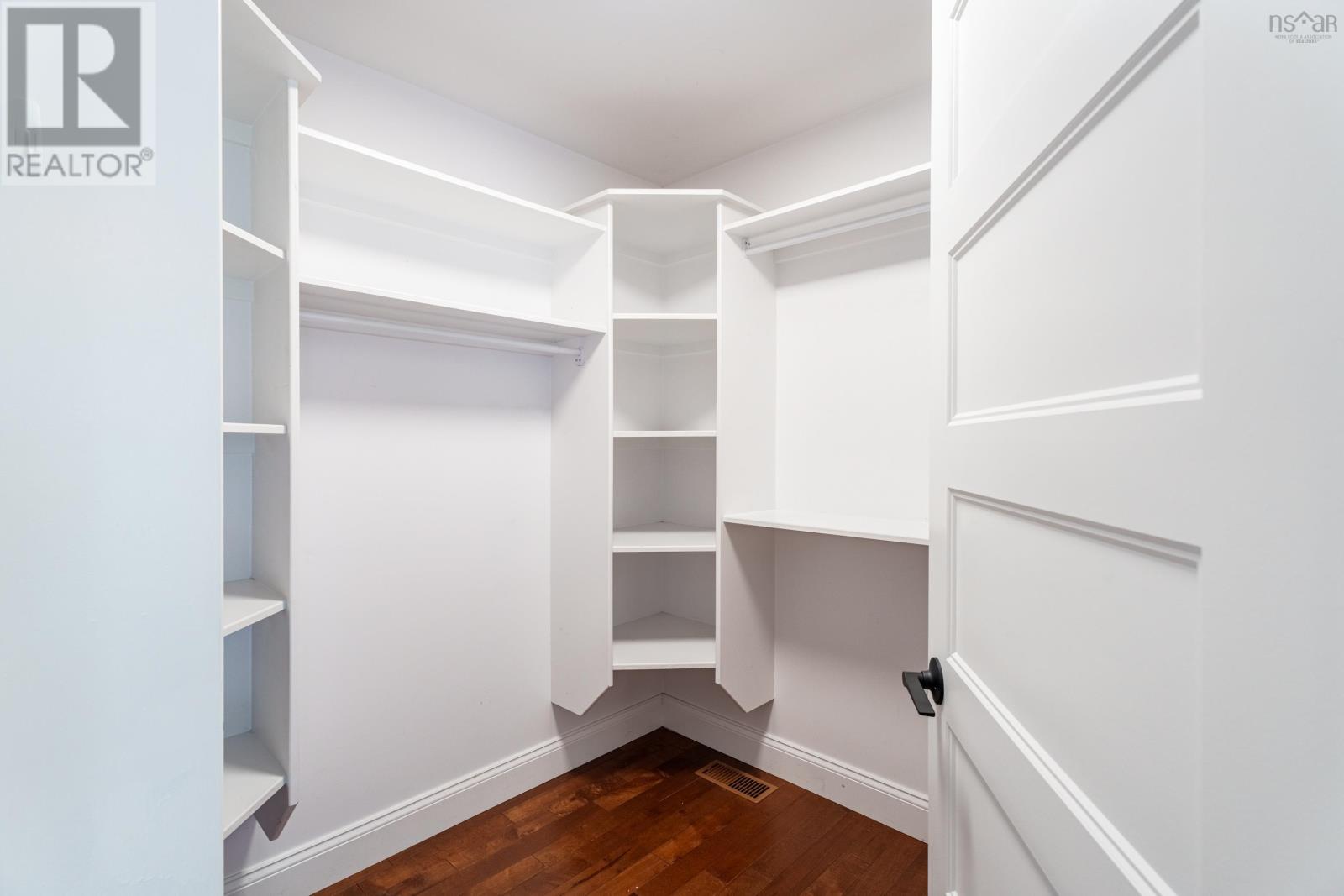 98 Golf Links Road, Bedford, Nova Scotia  B4A 2J3 - Photo 29 - 202516395