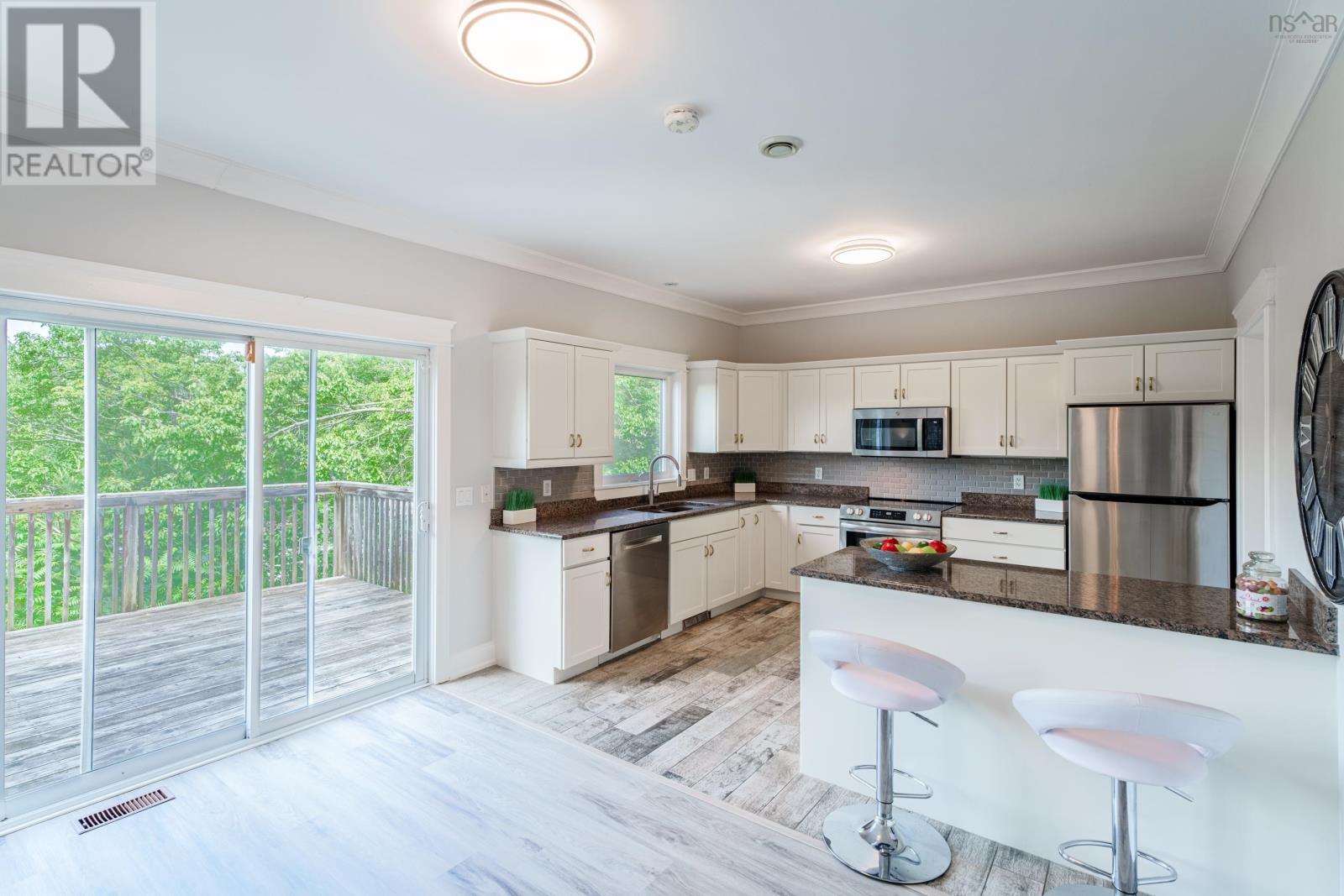 98 Golf Links Road, Bedford, Nova Scotia  B4A 2J3 - Photo 15 - 202516395