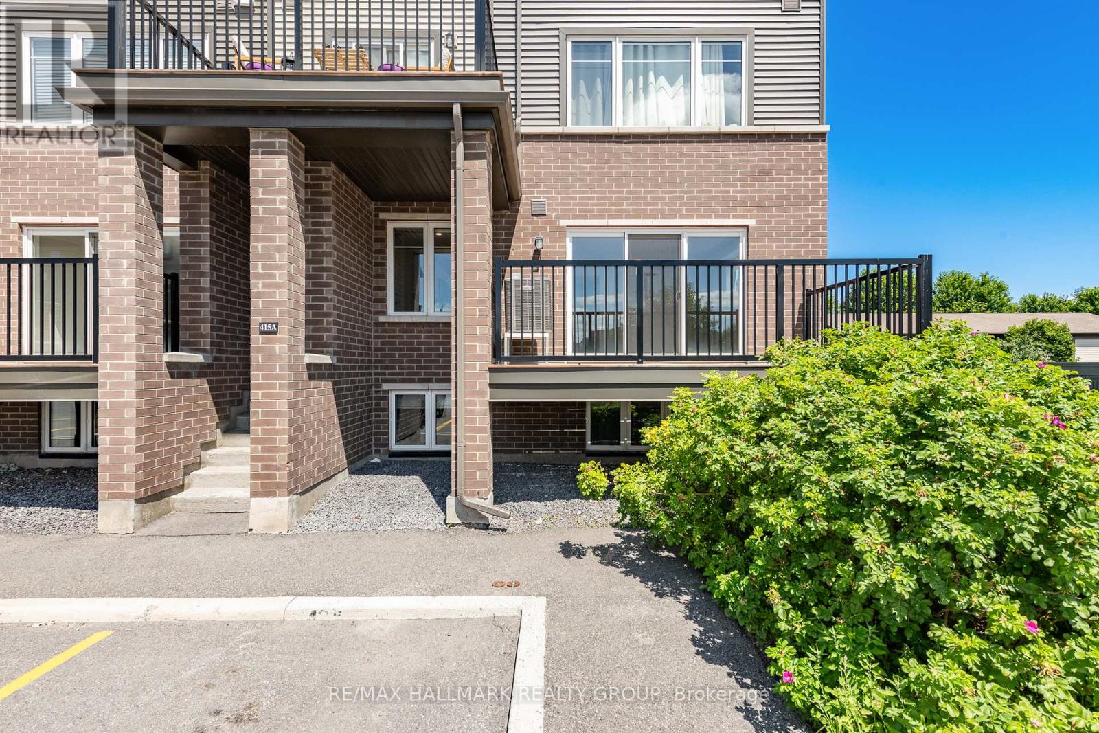 16 - 415 Eldorado Private, Ottawa, Ontario  K2K 0N9 - Photo 3 - X12306845