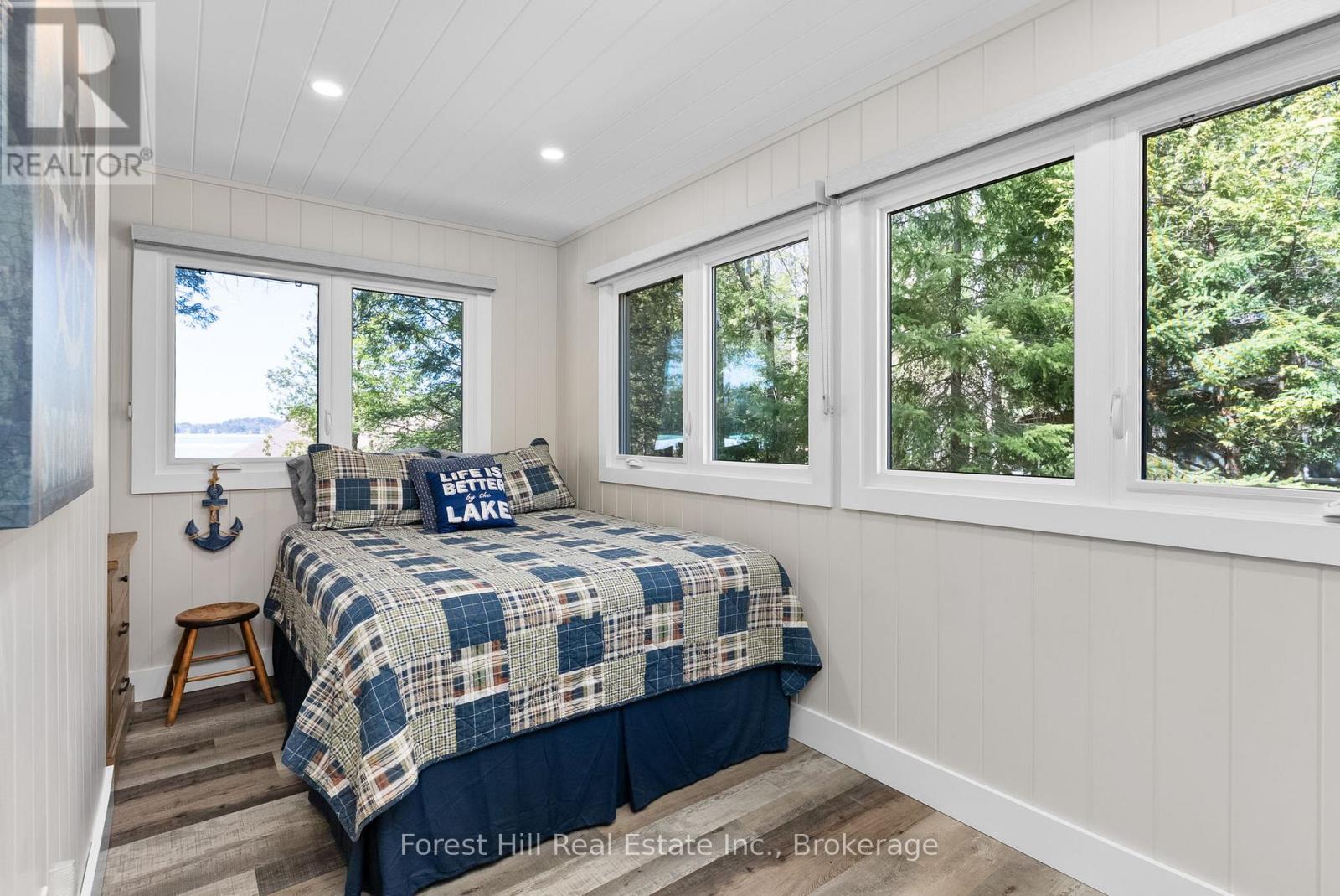 1050 Fair-Lee Park Road, Muskoka Lakes, Ontario  P0B 1G0 - Photo 18 - X12247370