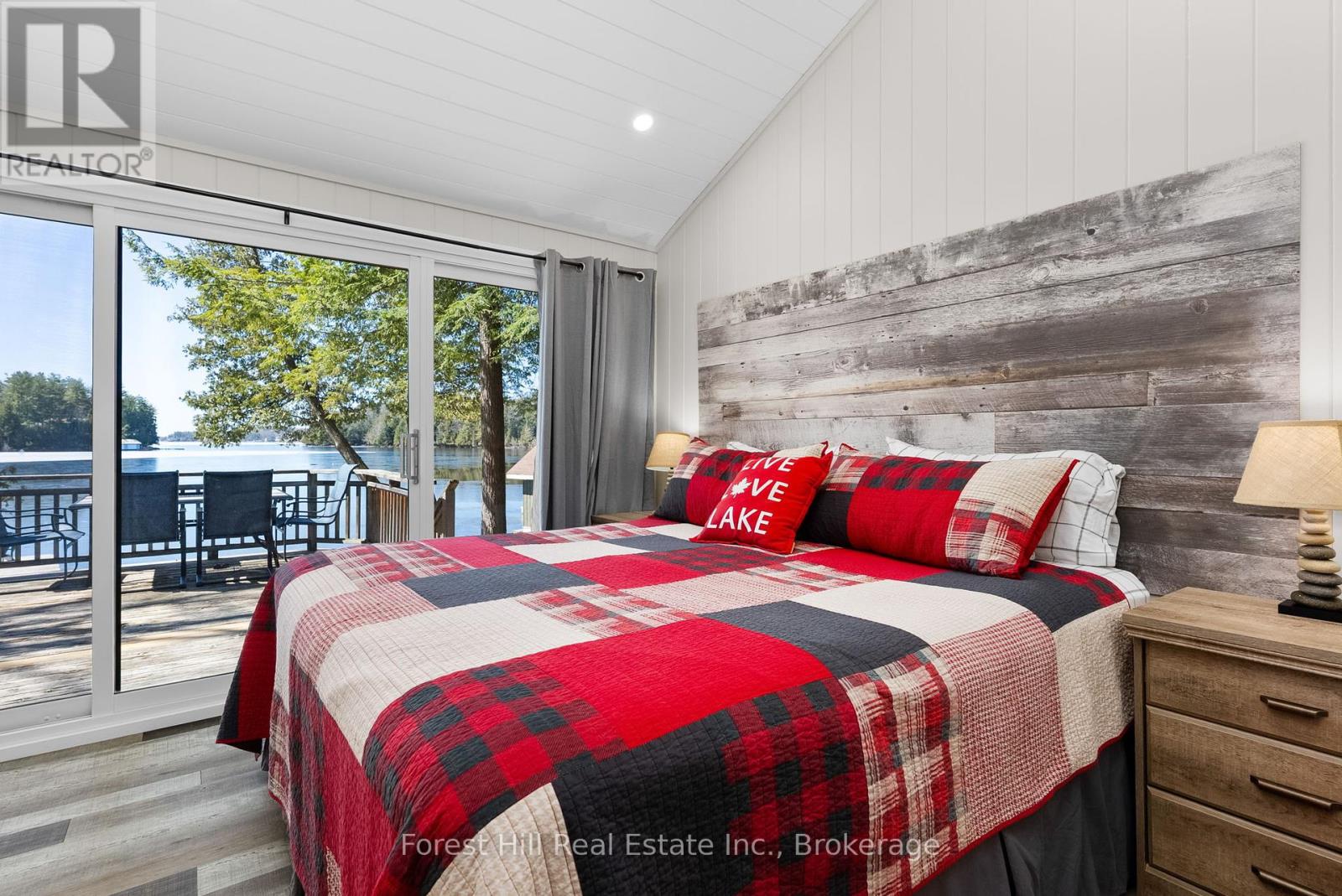 1050 Fair-Lee Park Road, Muskoka Lakes, Ontario  P0B 1G0 - Photo 13 - X12247370
