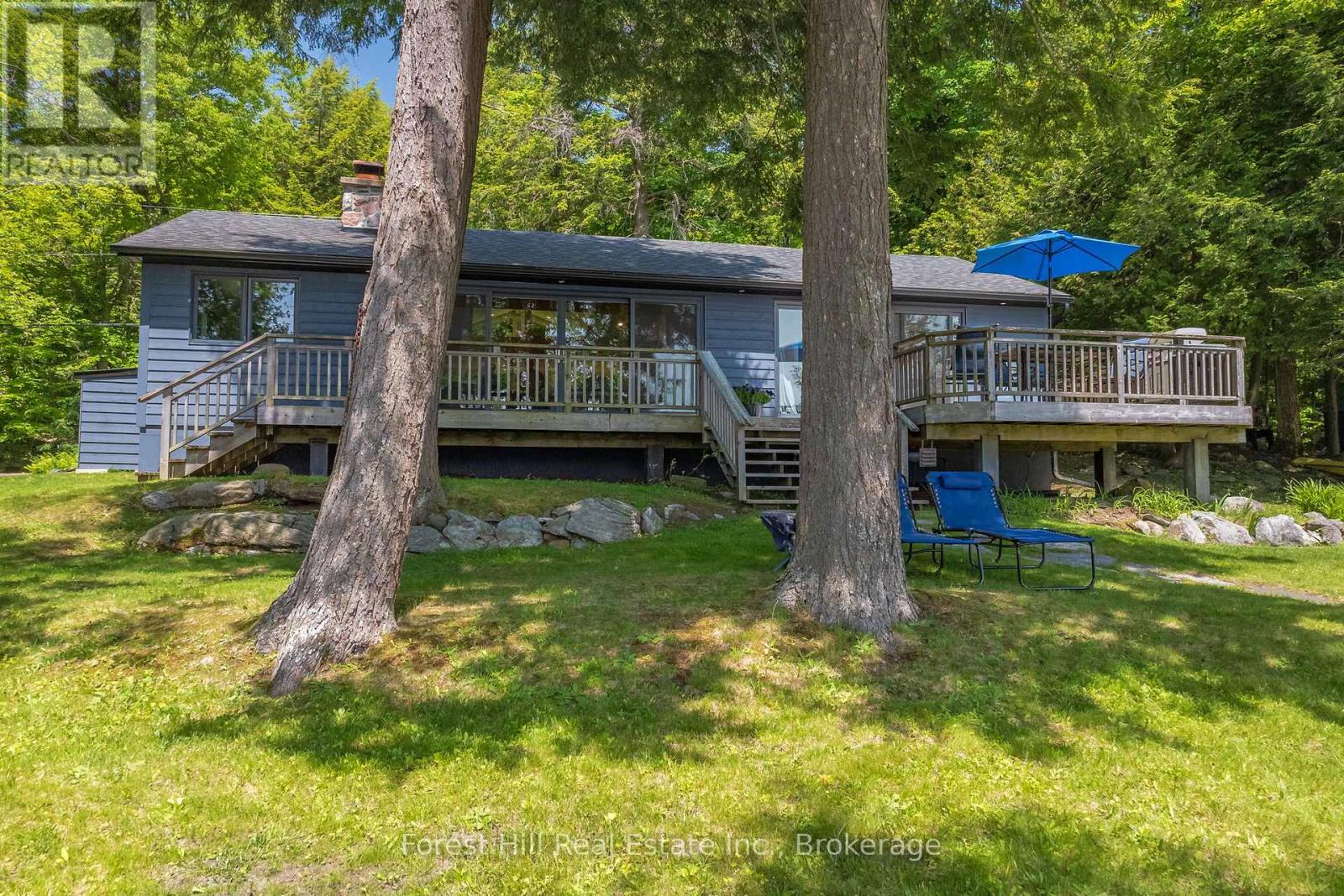 1050 Fair-Lee Park Road, Muskoka Lakes, Ontario  P0B 1G0 - Photo 21 - X12247370