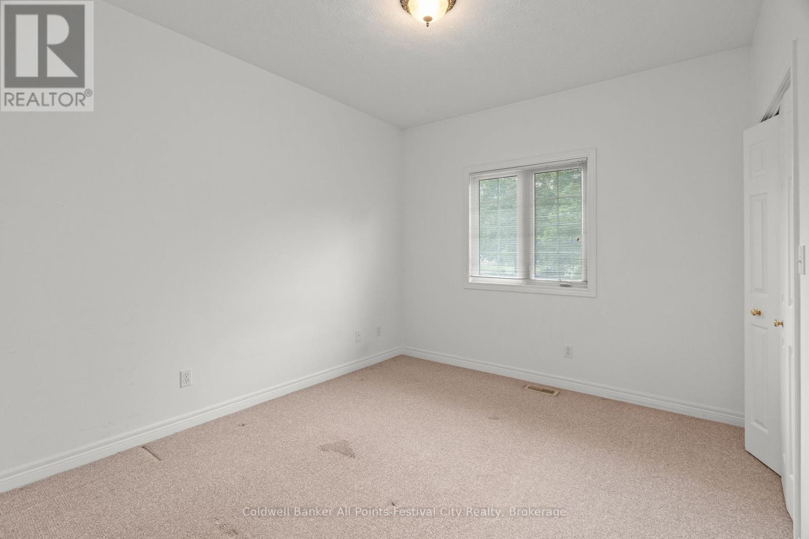 323 Martha Street, Goderich, Ontario  N7A 4M8 - Photo 15 - X12306842